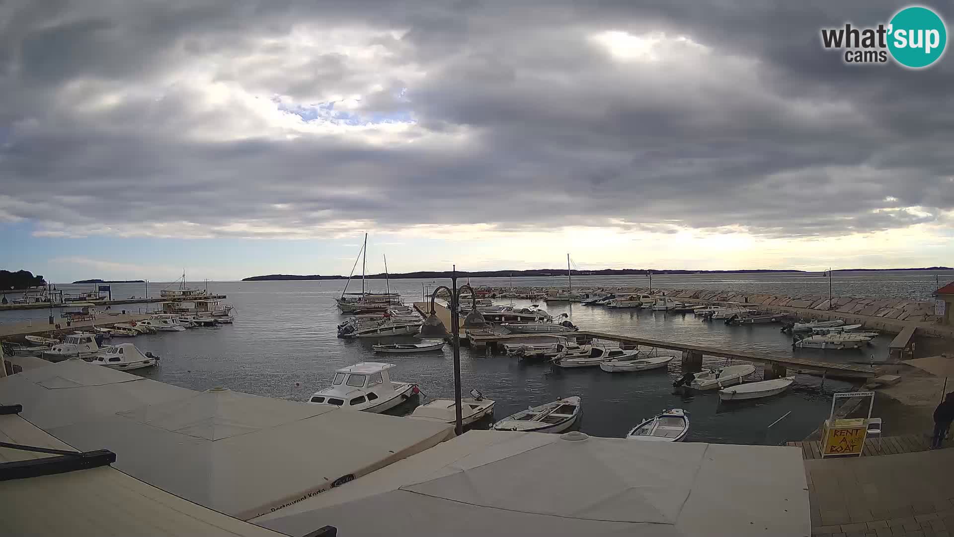 Fažana Livecam riva et marina de la ville – Istrie