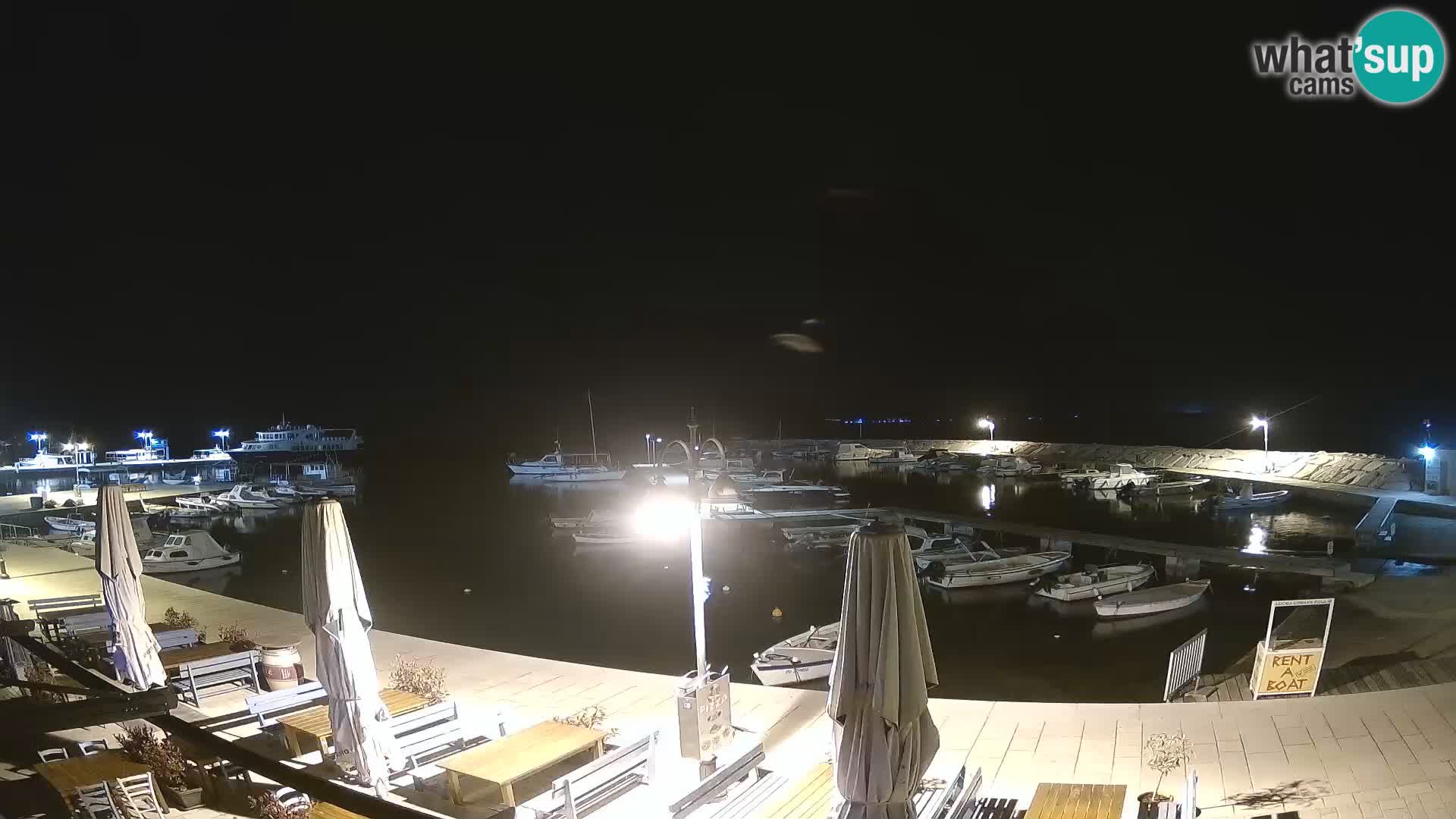 Fažana Camera en vivo riva y marina de la ciudad – Istria