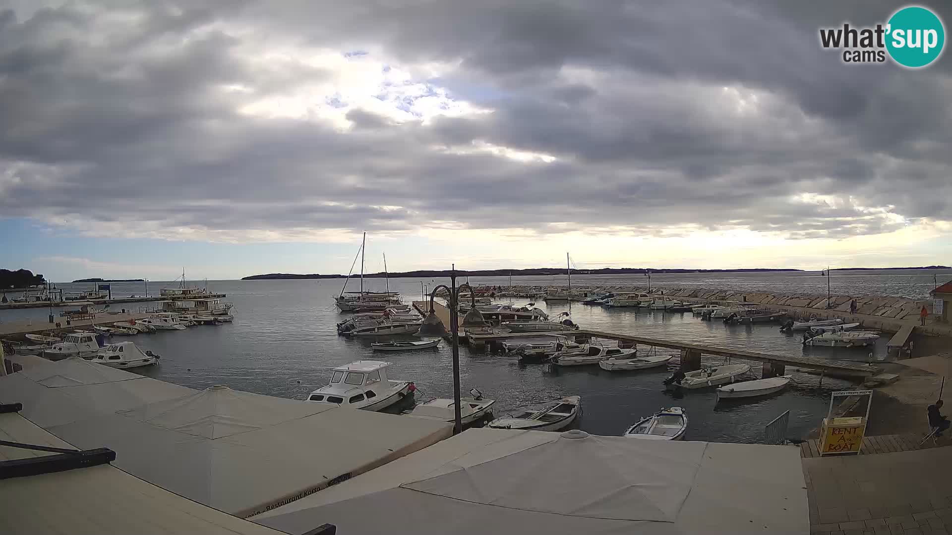 Fažana web kamera riva i gradska marina – Istra