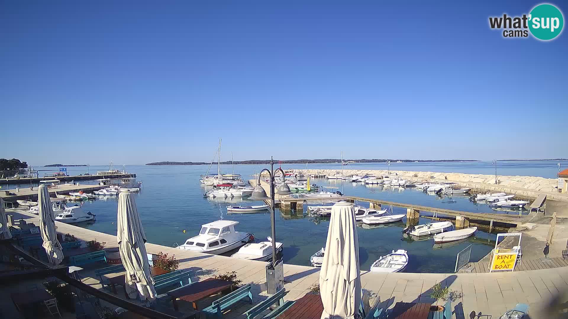 Webcam Fažana riva and city marina – Istria
