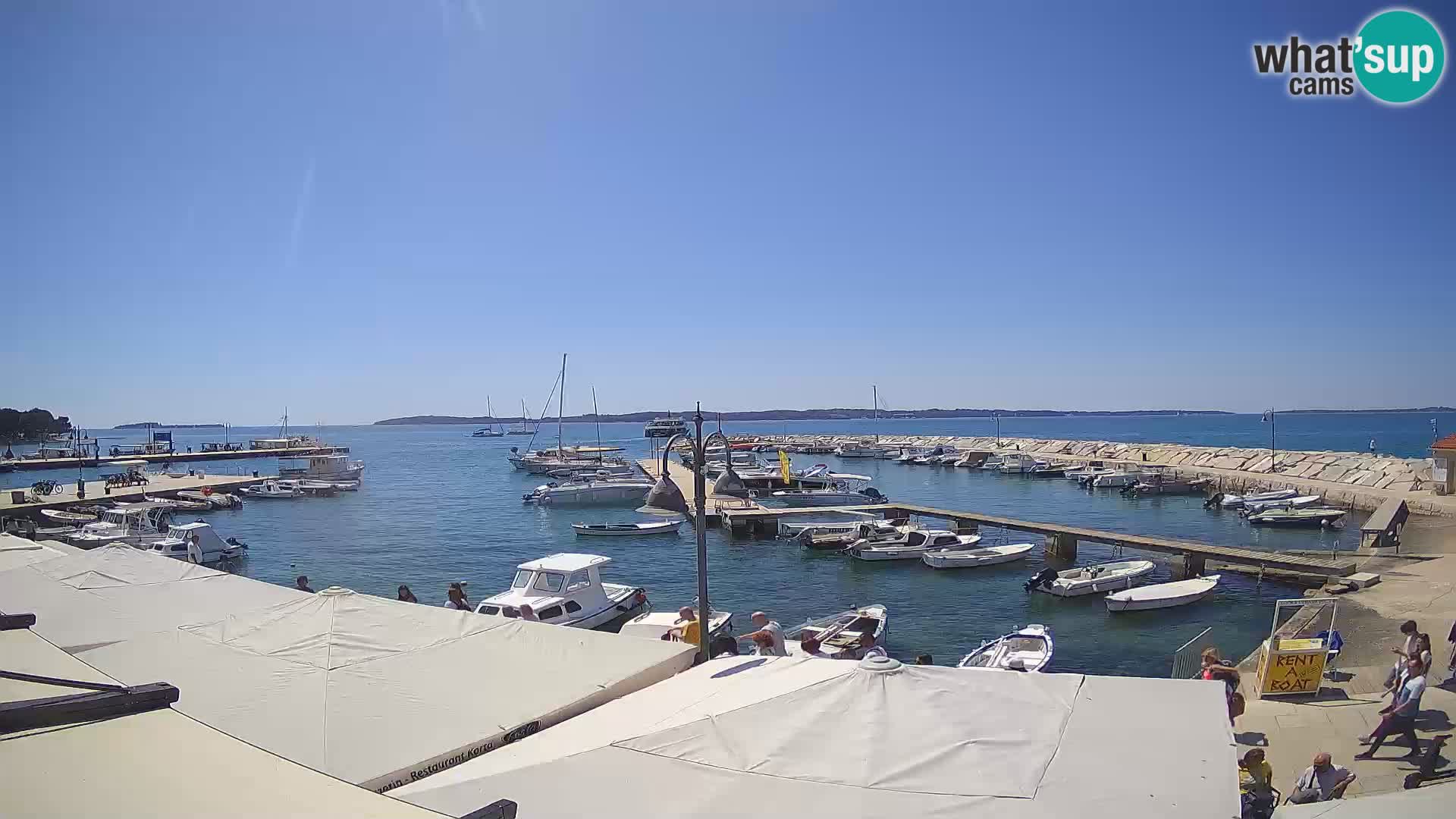 Webcam Fažana riva and city marina – Istria