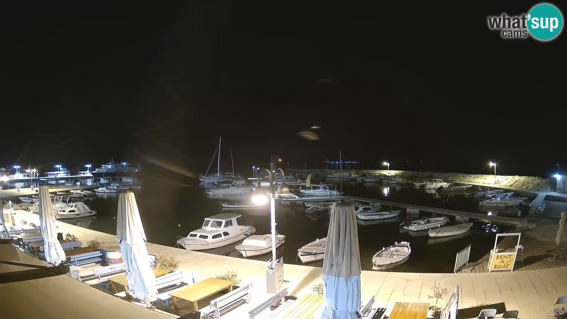 Fažana Camera en vivo riva y marina de la ciudad – Istria