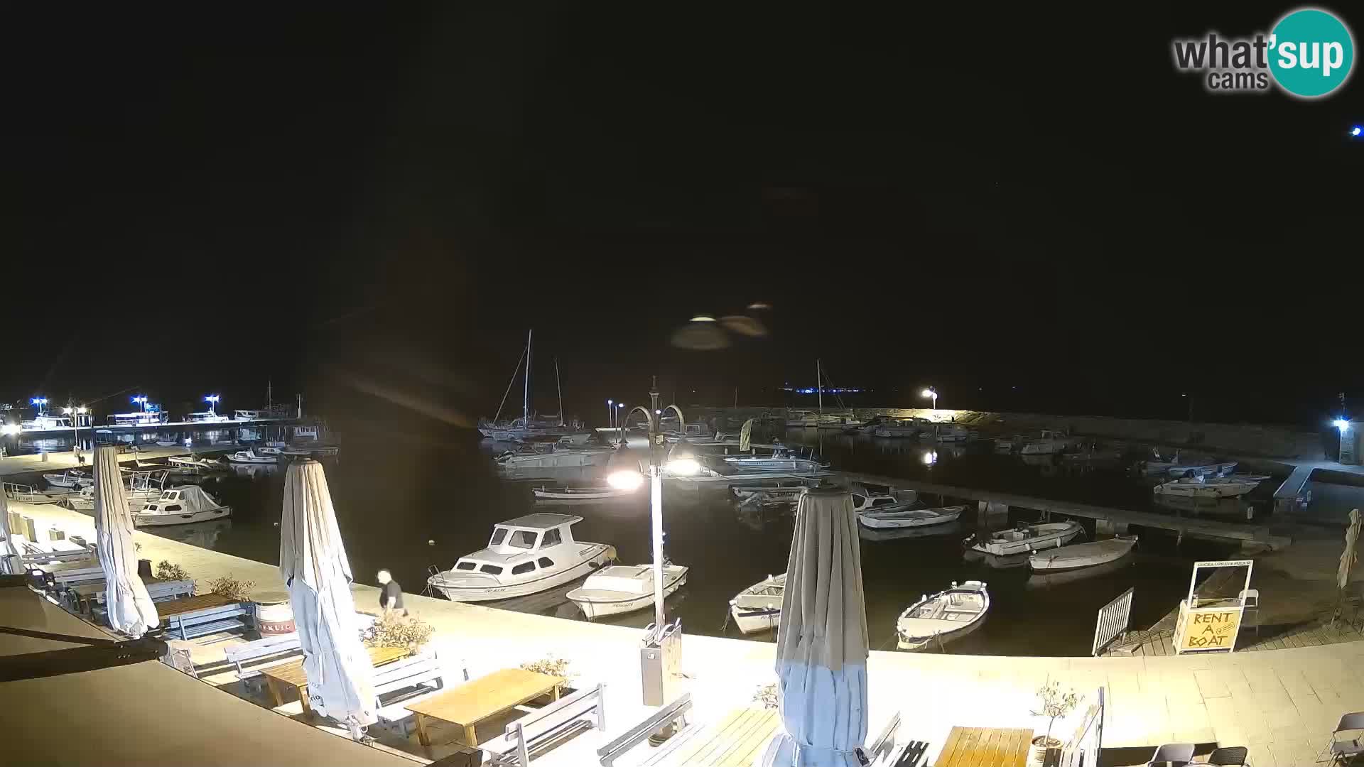 Fažana Camera en vivo riva y marina de la ciudad – Istria
