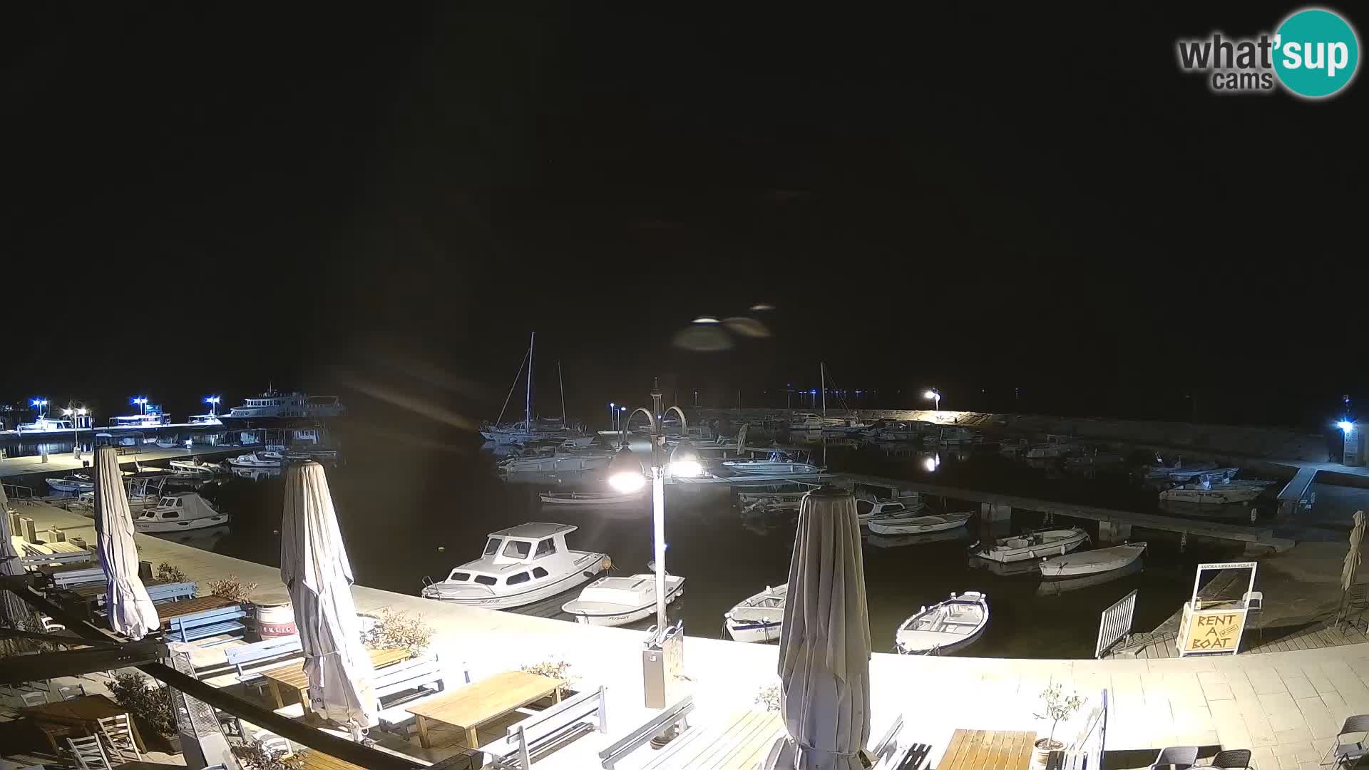Spletna kamera Fažana riva in mestna marina – Istra