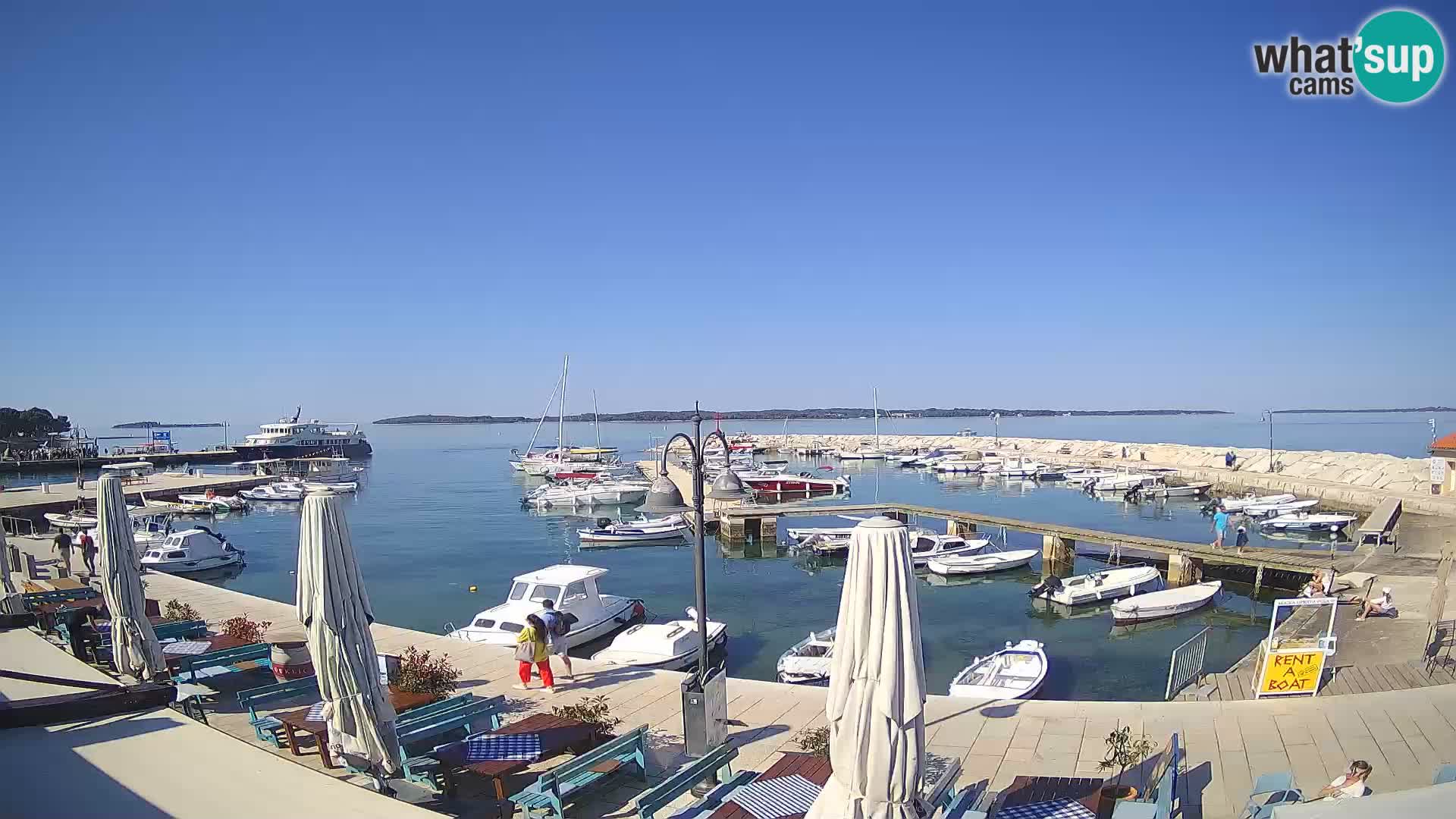 Fažana Camera en vivo riva y marina de la ciudad – Istria