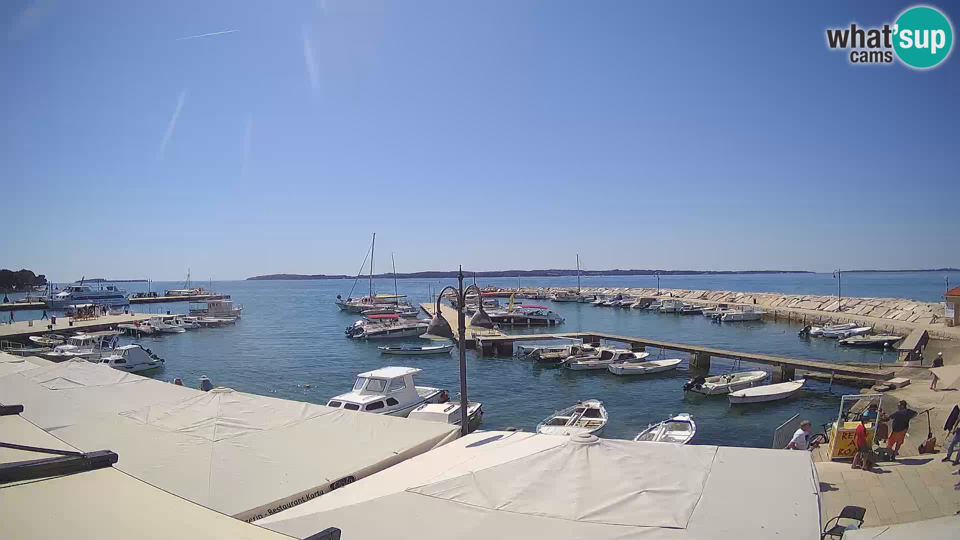Spletna kamera Fažana riva in mestna marina – Istra