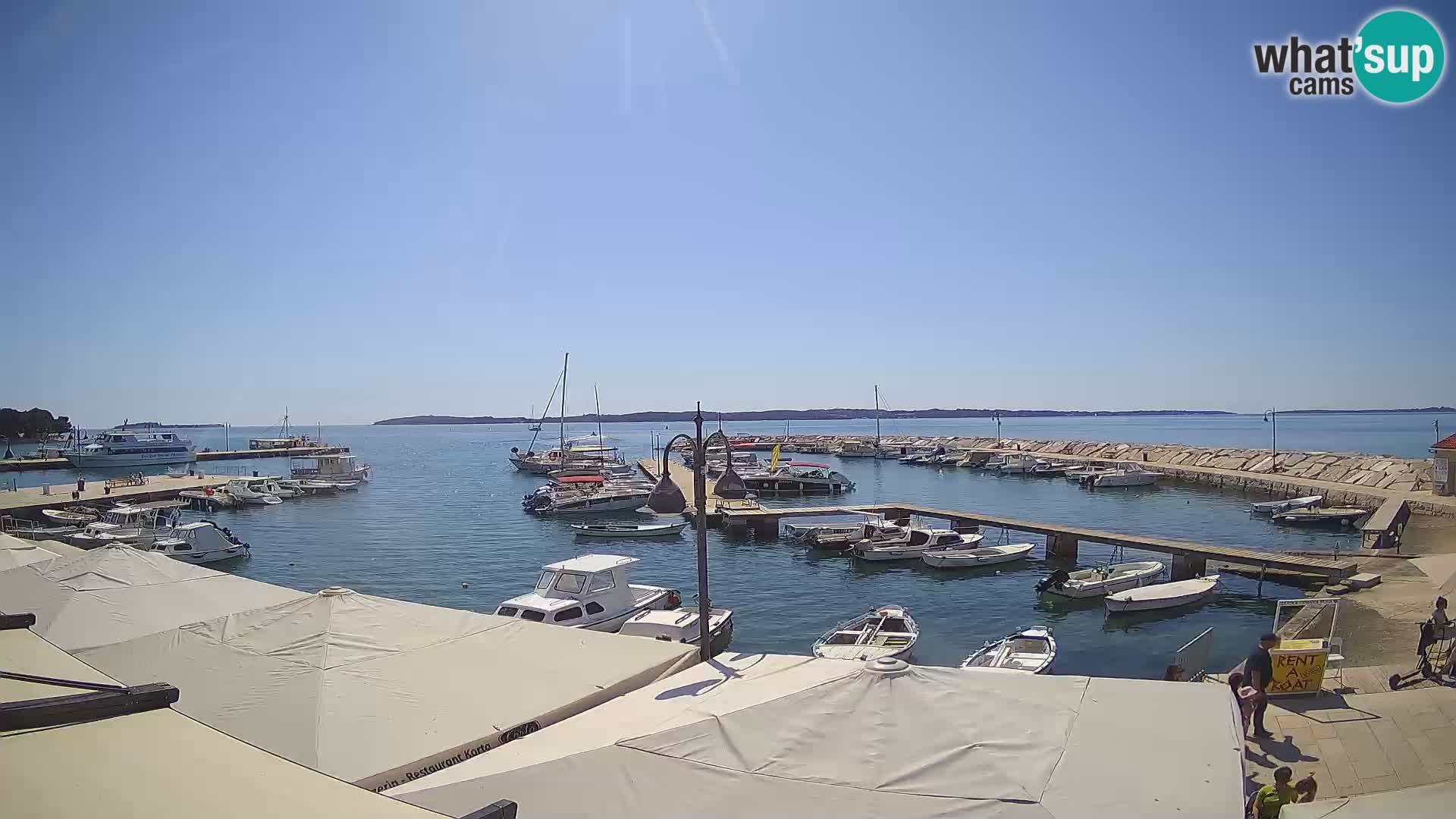 Webcam Fažana riva and city marina – Istria