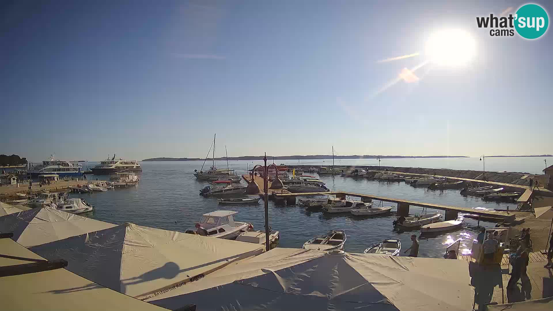 Spletna kamera Fažana riva in mestna marina – Istra