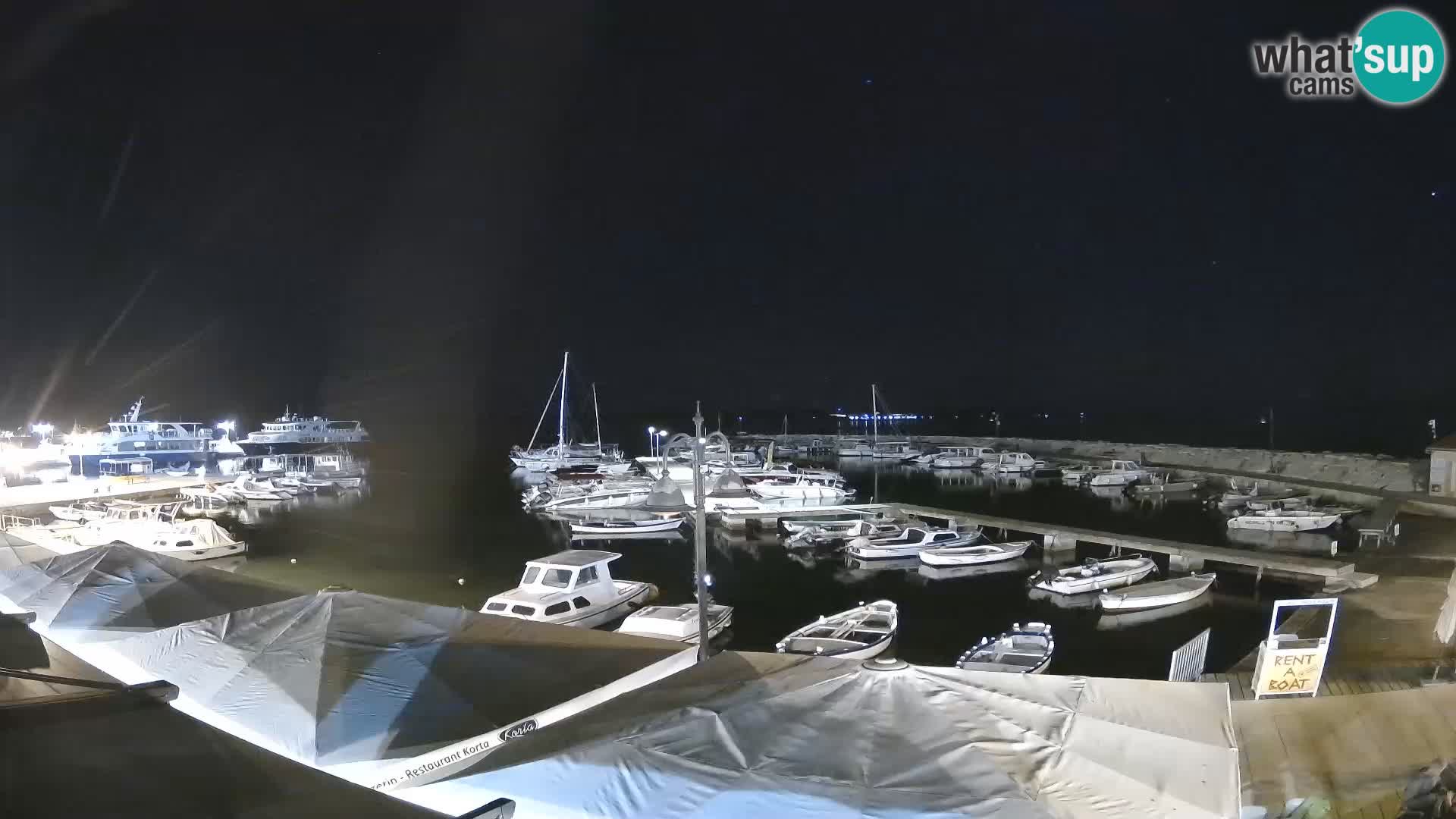 Webcam Fažana riva and city marina – Istria