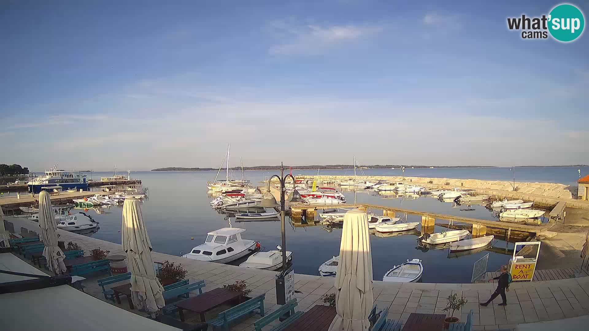 Fažana Camera en vivo riva y marina de la ciudad – Istria