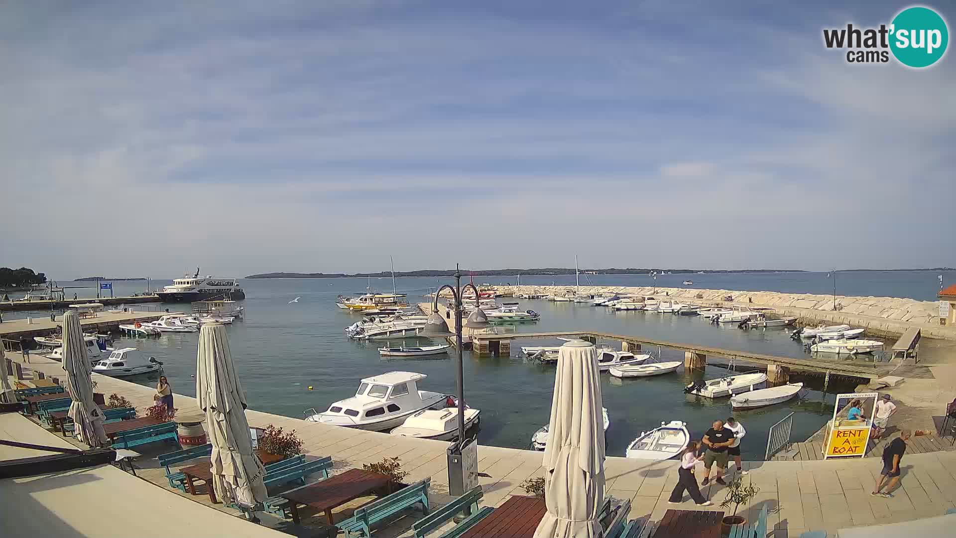 Webcam Fažana riva and city marina – Istria