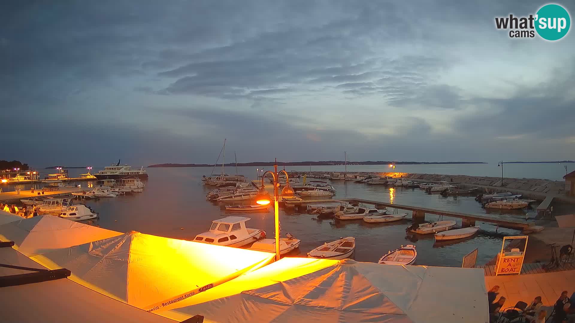 Fažana Livecam riva et marina de la ville – Istrie