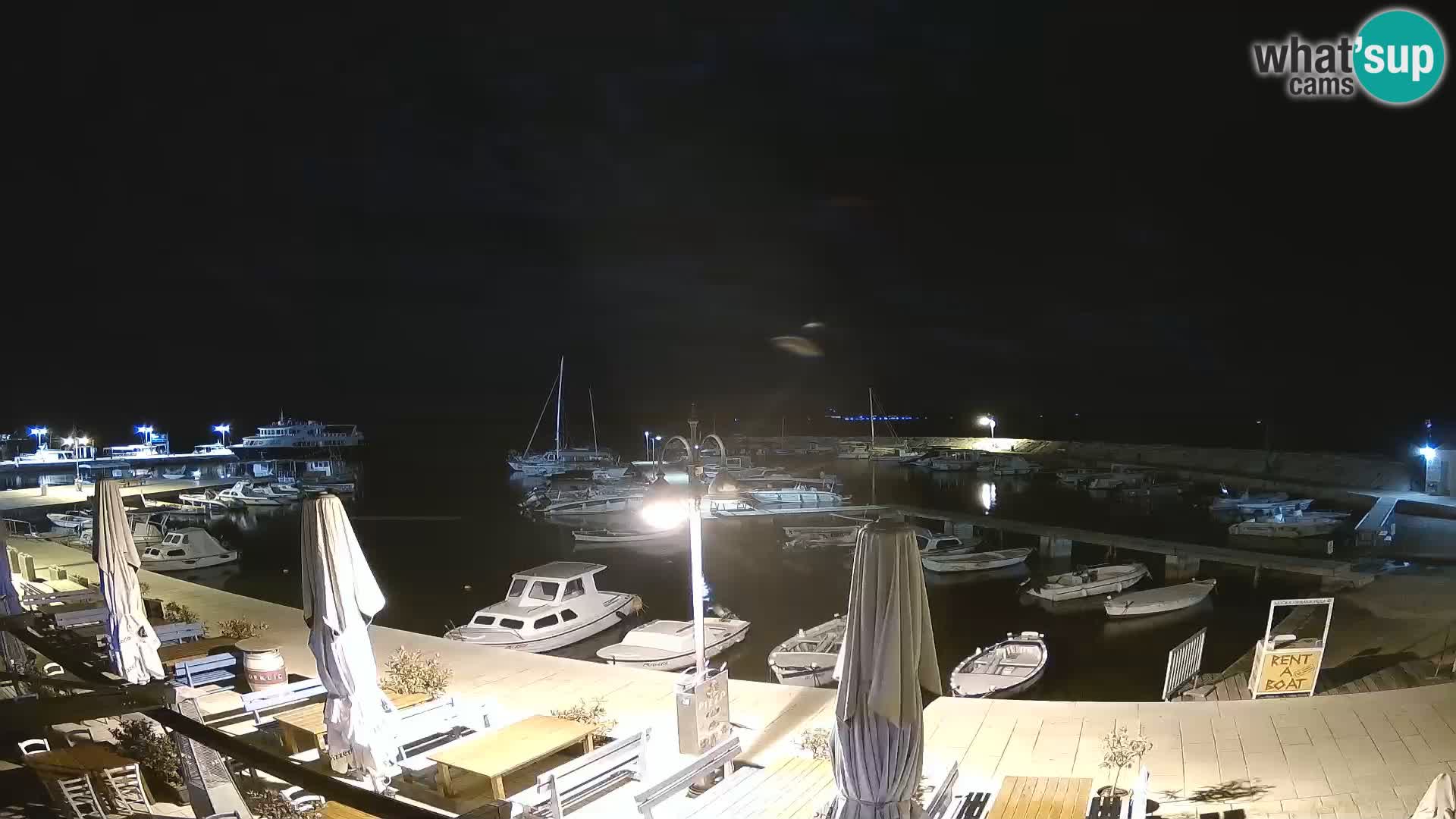 Webcam Fažana riva and city marina – Istria