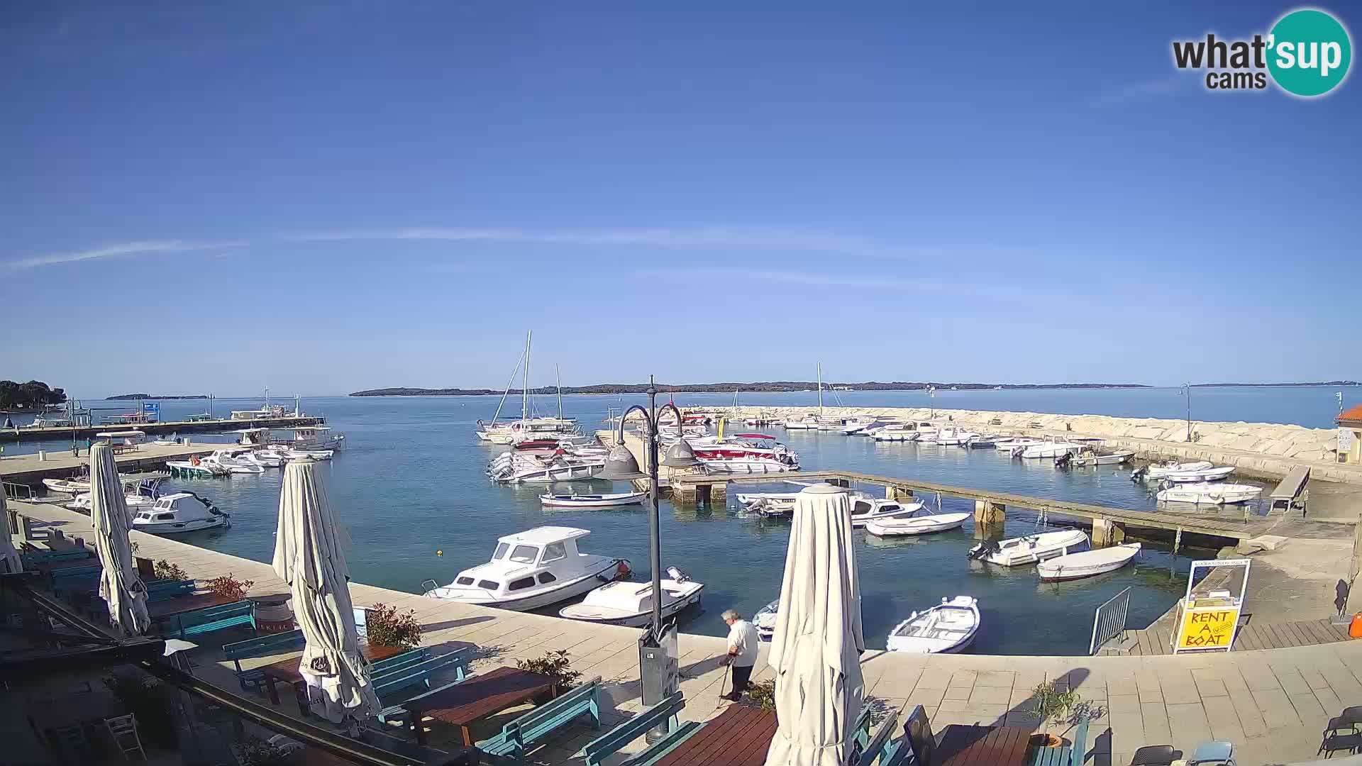 Fažana Camera en vivo riva y marina de la ciudad – Istria