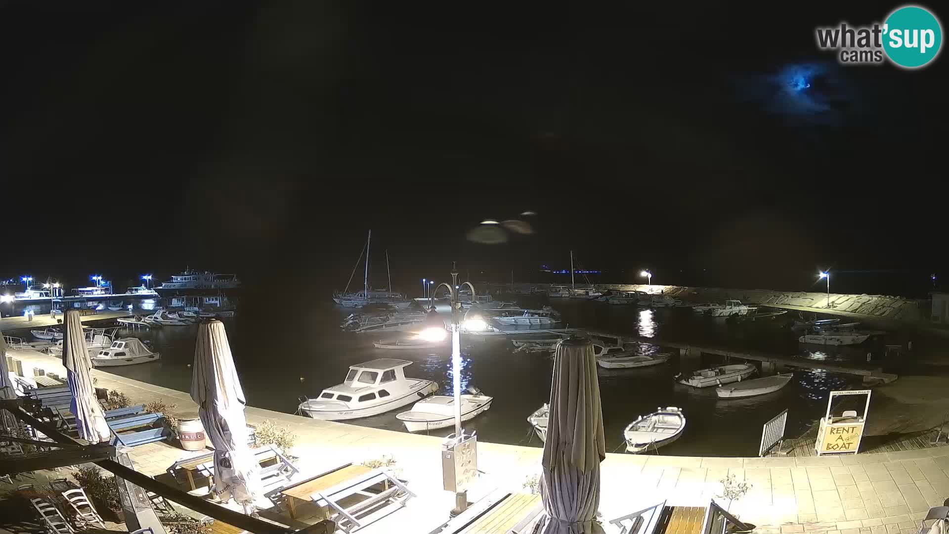 Fažana Camera en vivo riva y marina de la ciudad – Istria