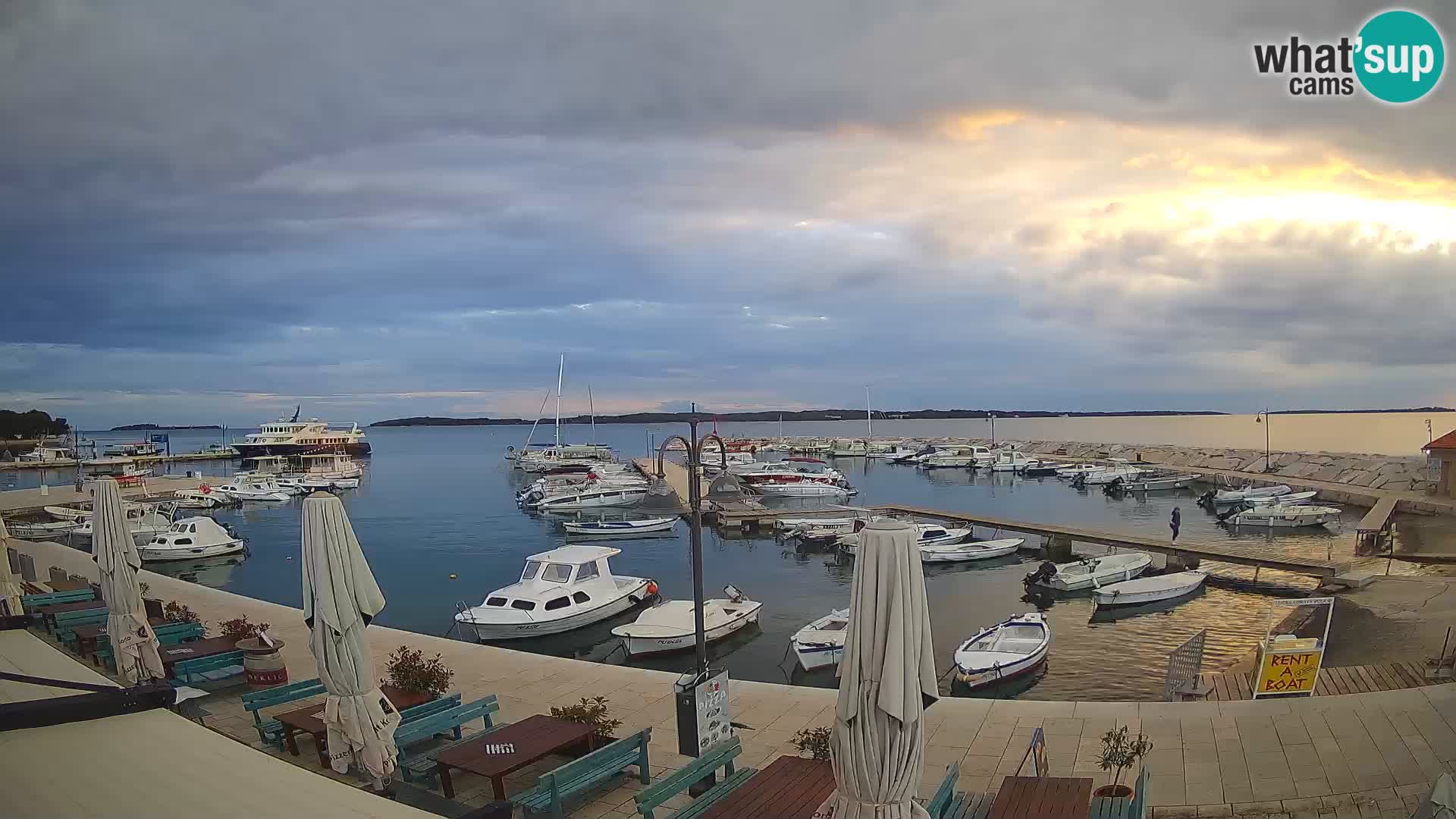 Fažana Livecam riva et marina de la ville – Istrie