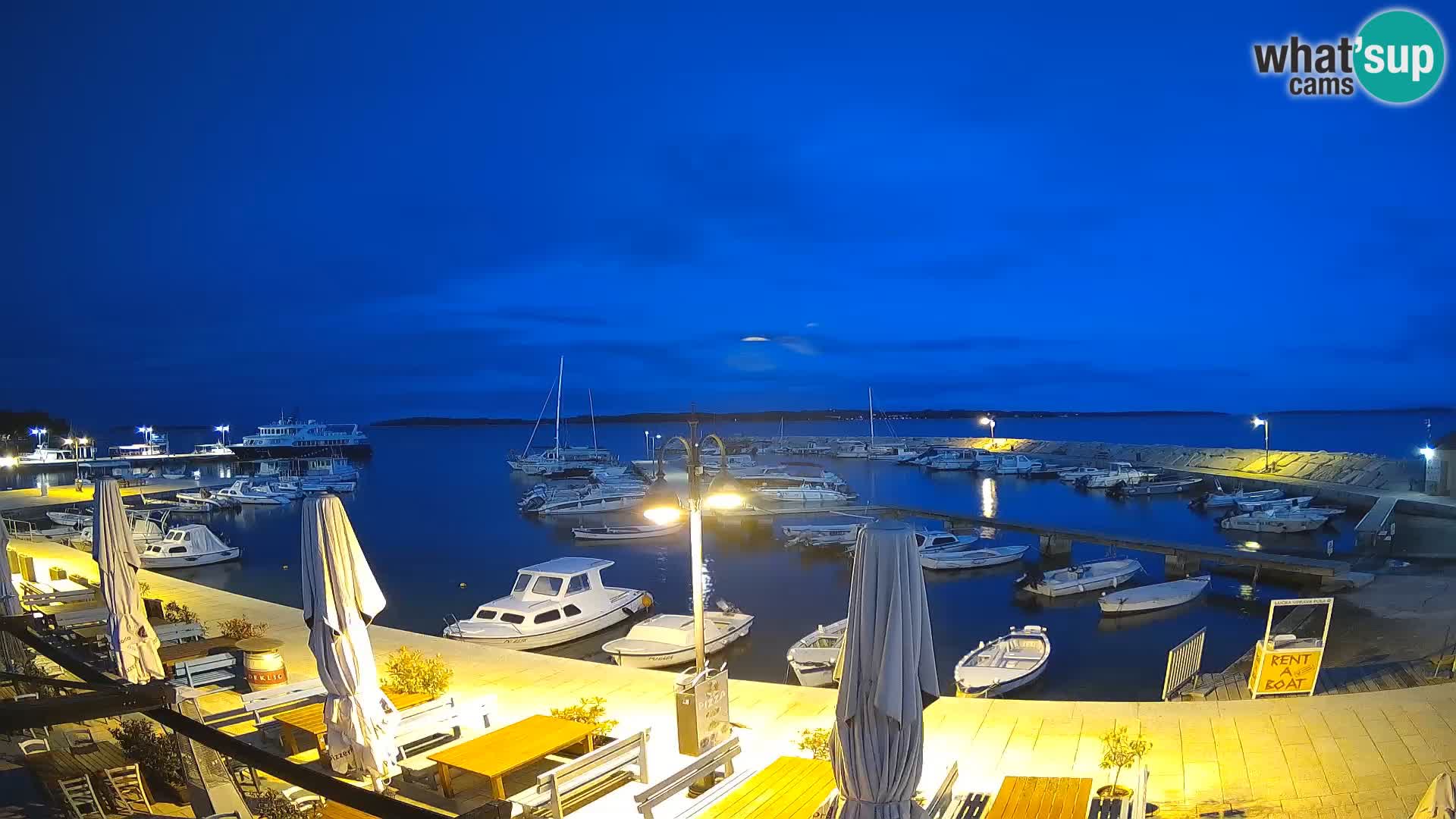 Webcam Fažana riva and city marina – Istria