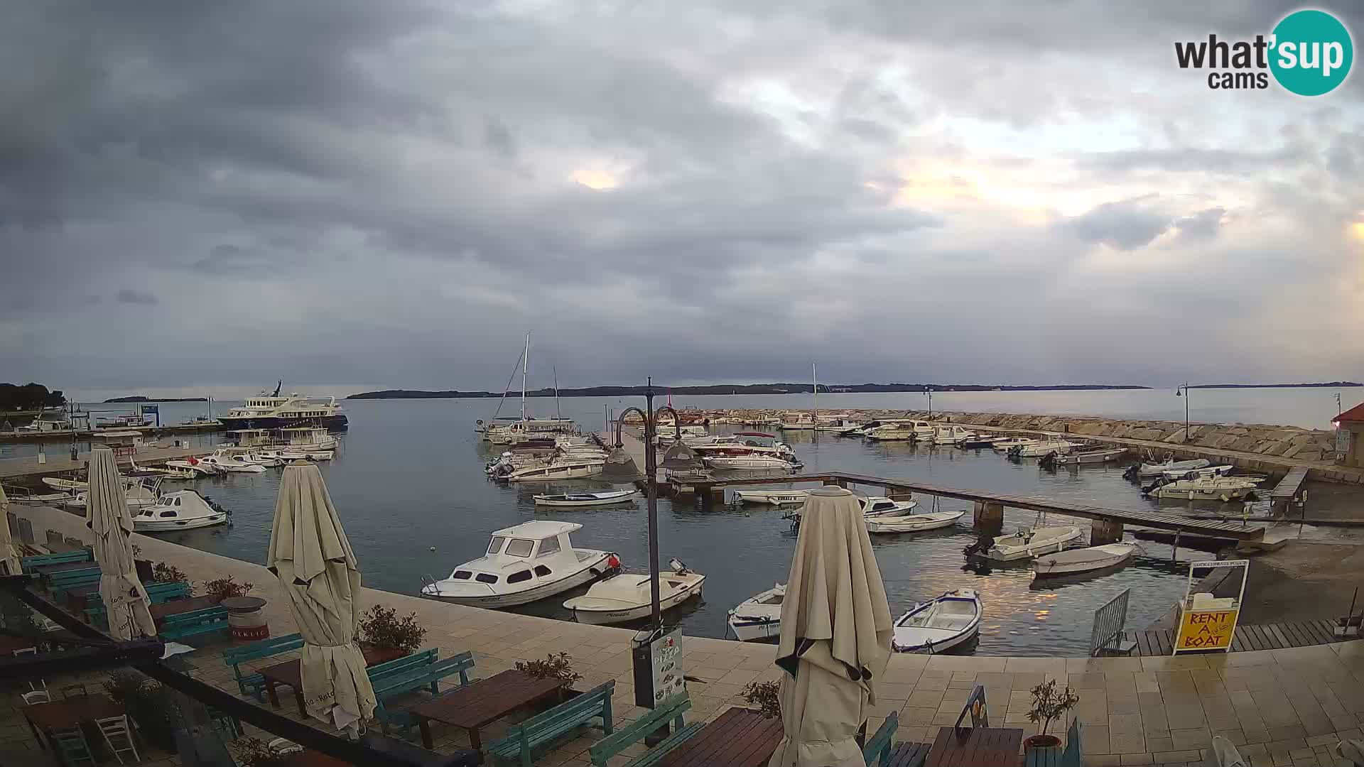 Fažana web kamera riva i gradska marina – Istra