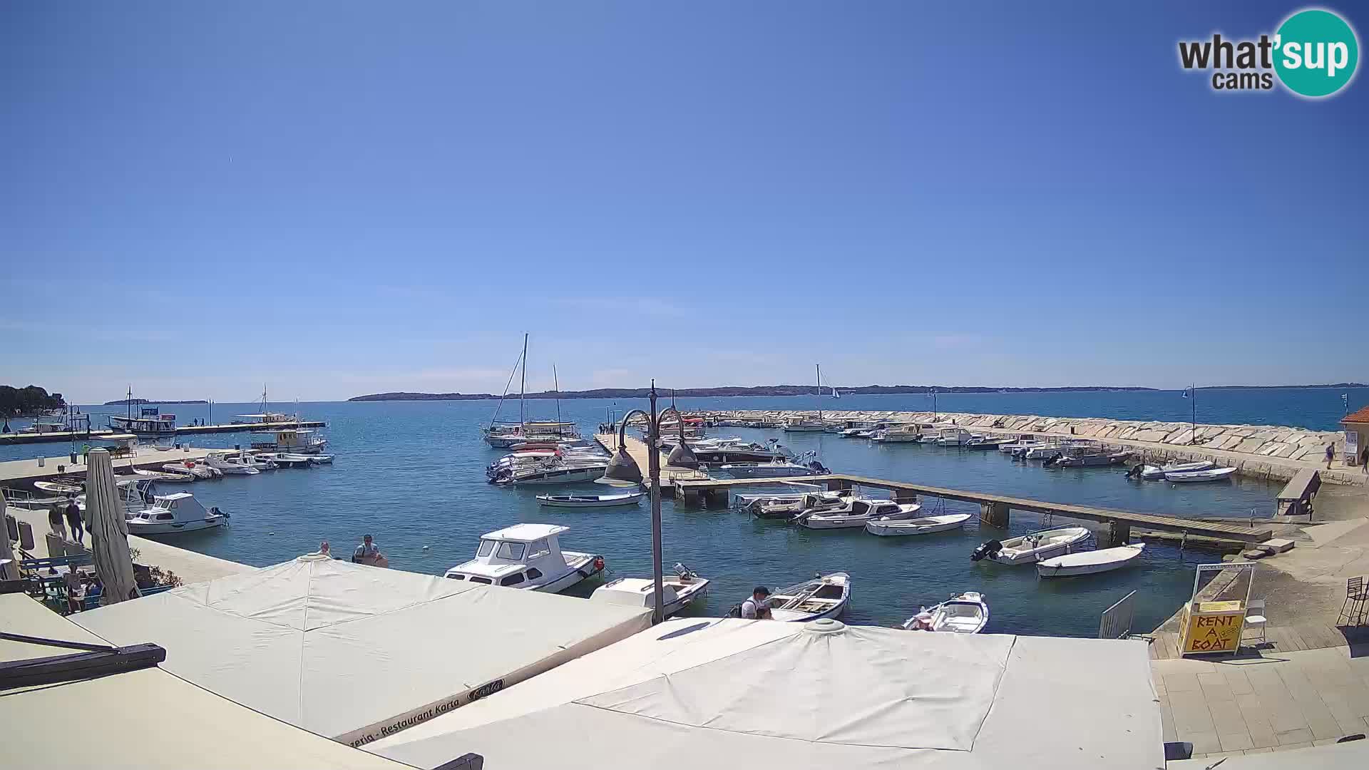 Webcam Fažana riva and city marina – Istria