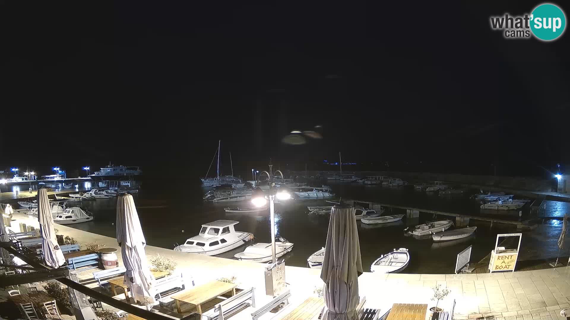 Spletna kamera Fažana riva in mestna marina – Istra