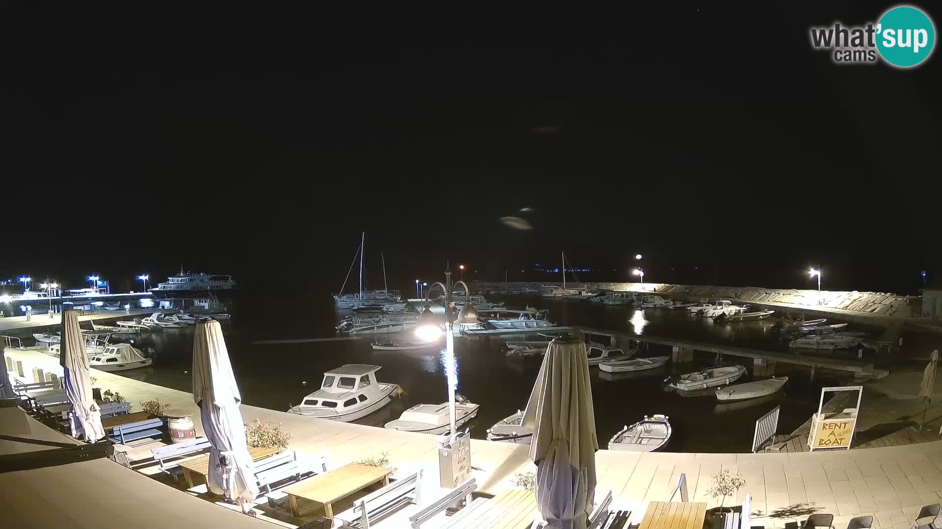 Spletna kamera Fažana riva in mestna marina – Istra