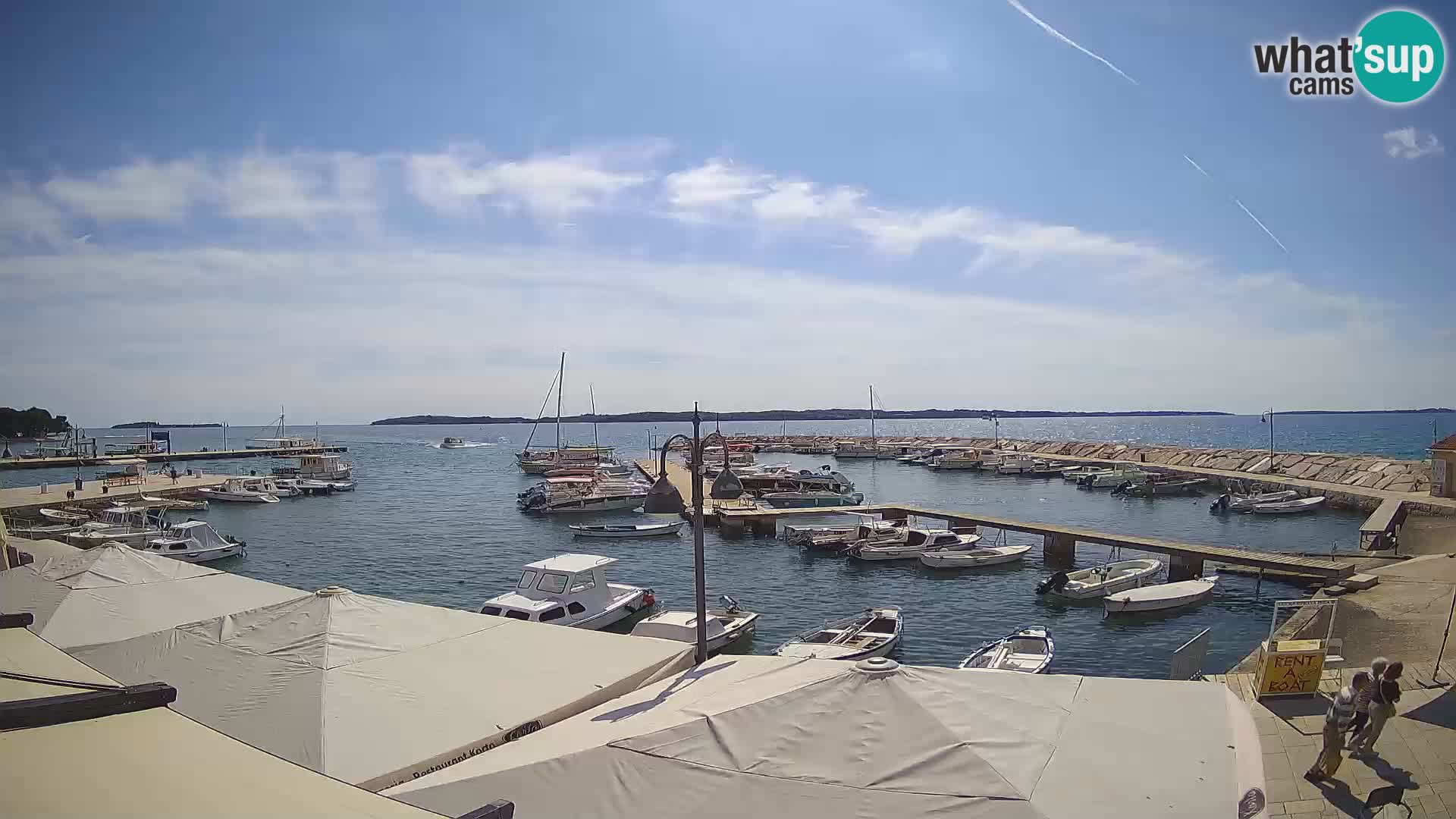 Spletna kamera Fažana riva in mestna marina – Istra
