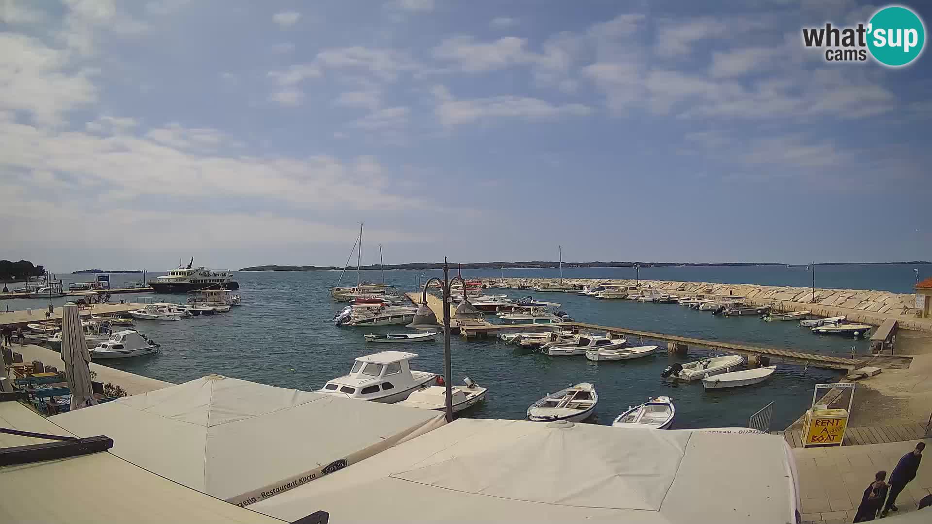 Webcam Fažana riva and city marina – Istria