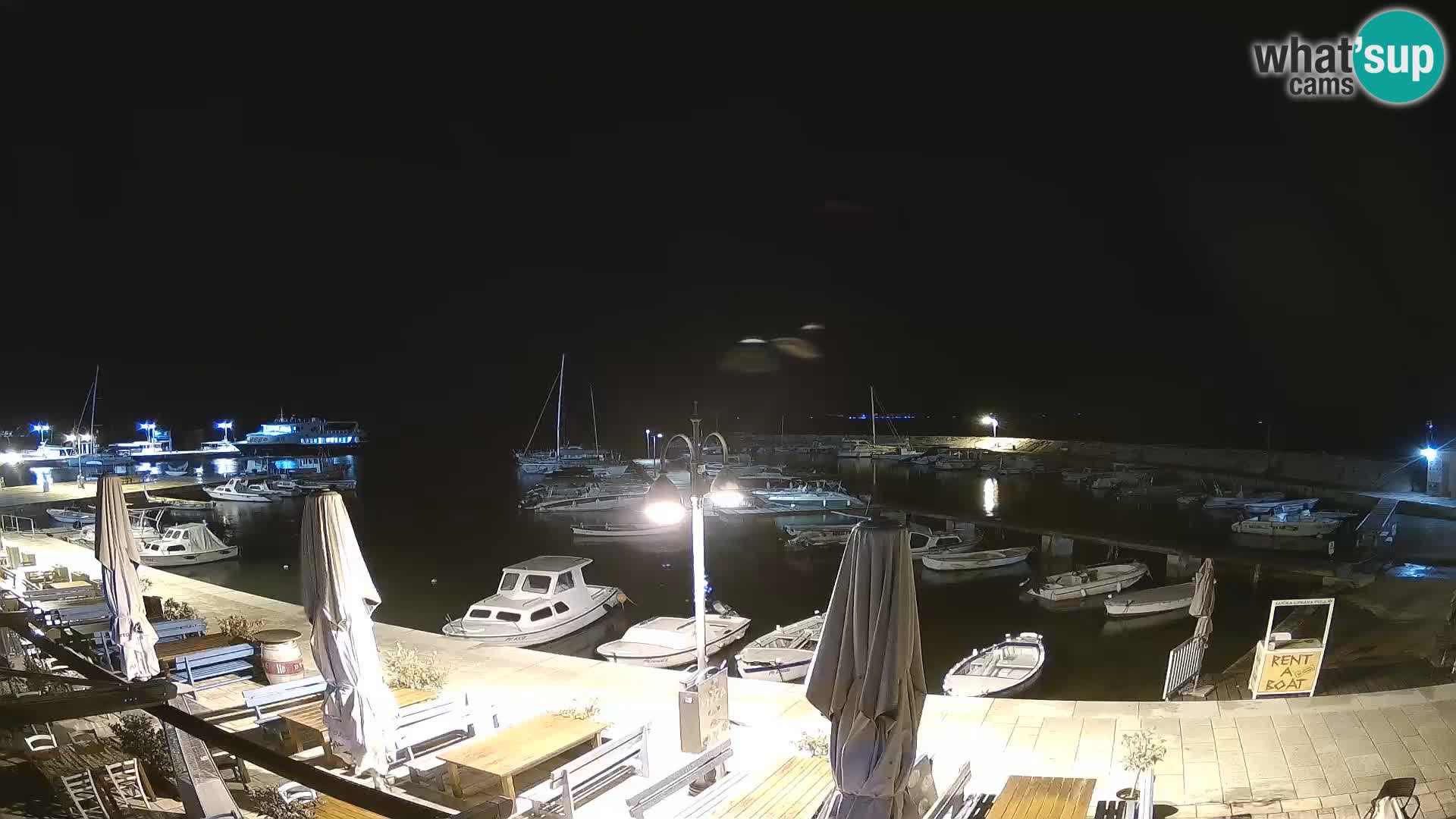 Fažana Camera en vivo riva y marina de la ciudad – Istria