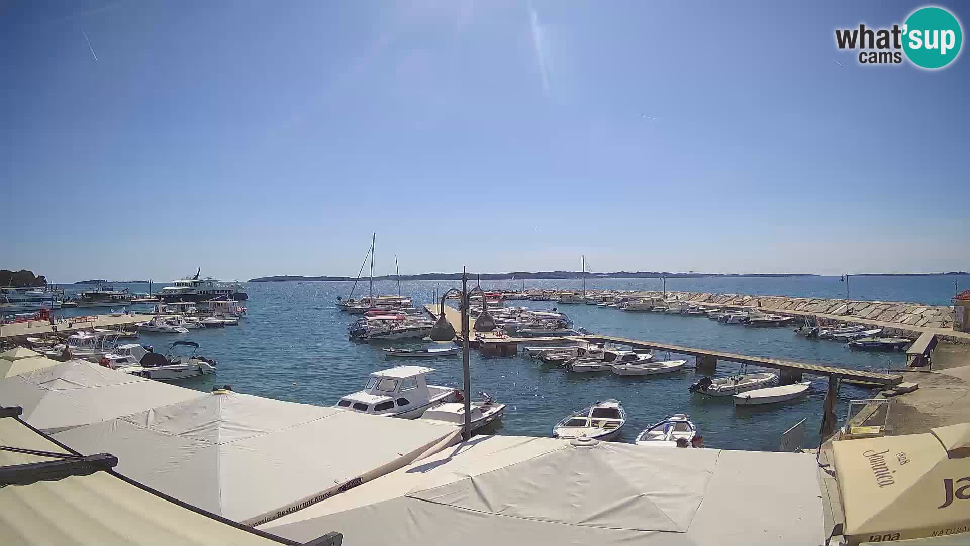 Webcam Fažana riva and city marina – Istria