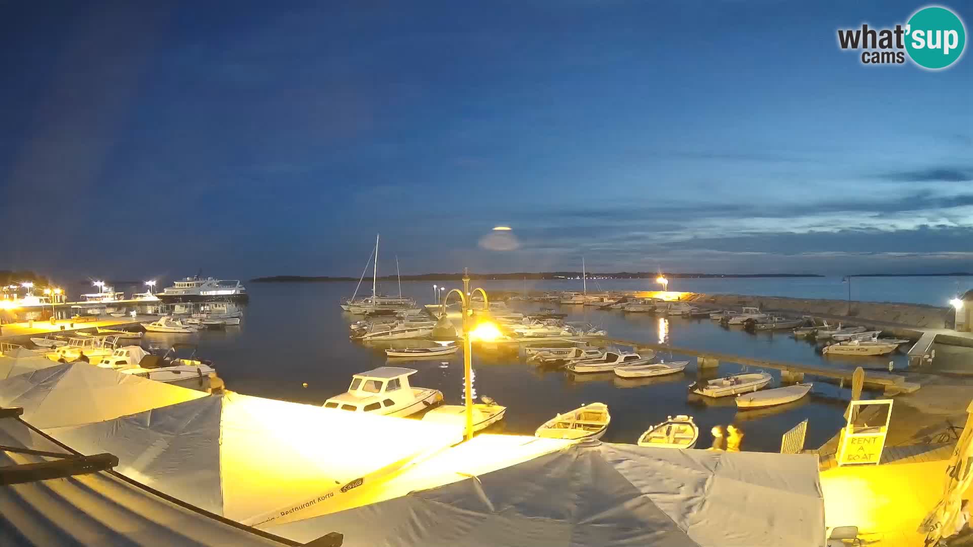 Webcam Fažana riva and city marina – Istria