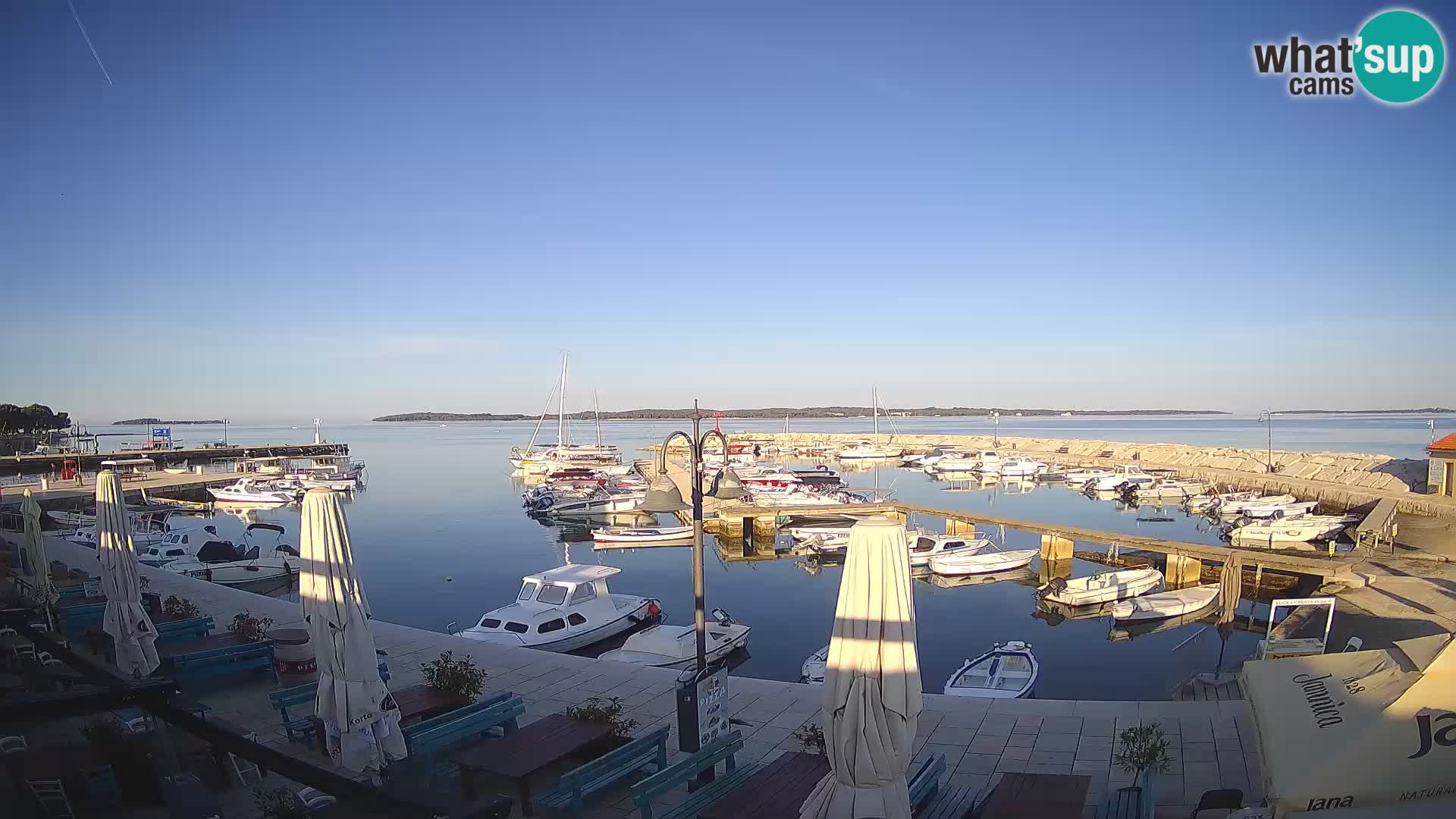 Webcam Fažana riva and city marina – Istria