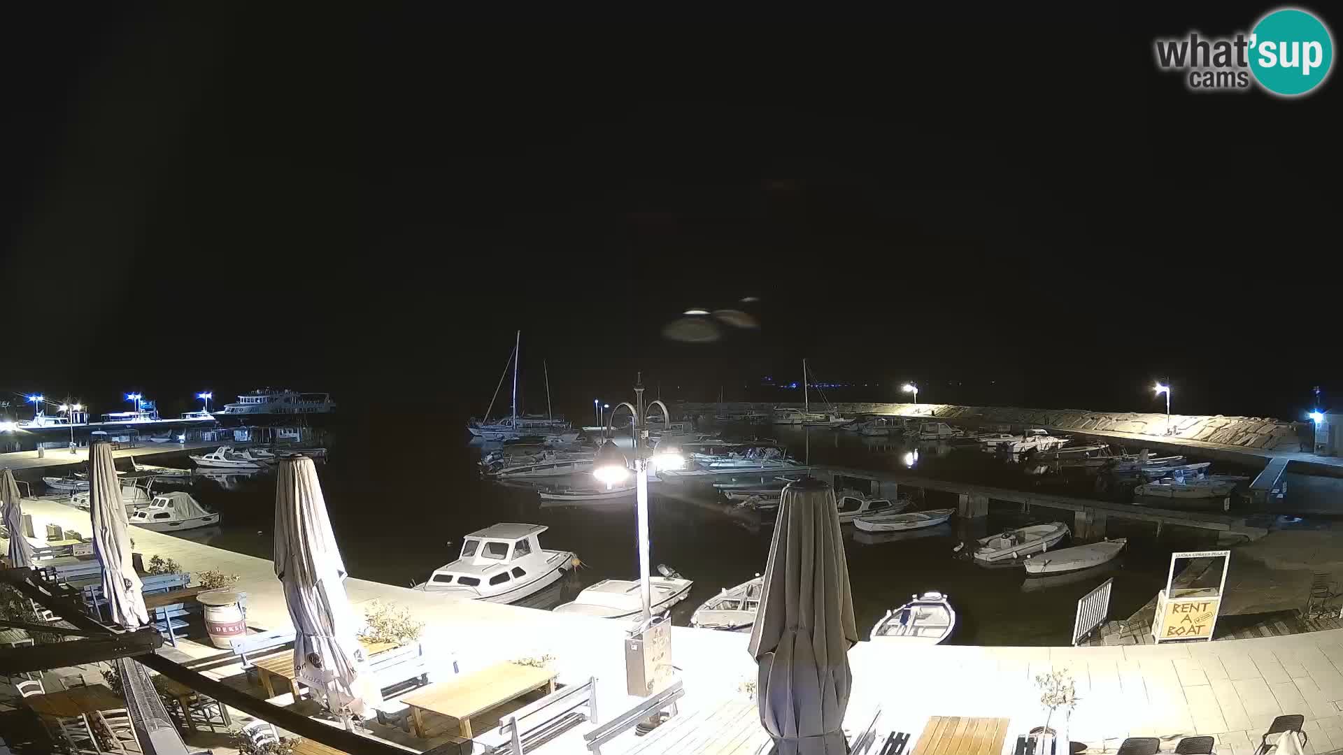 Webcam Fažana riva and city marina – Istria