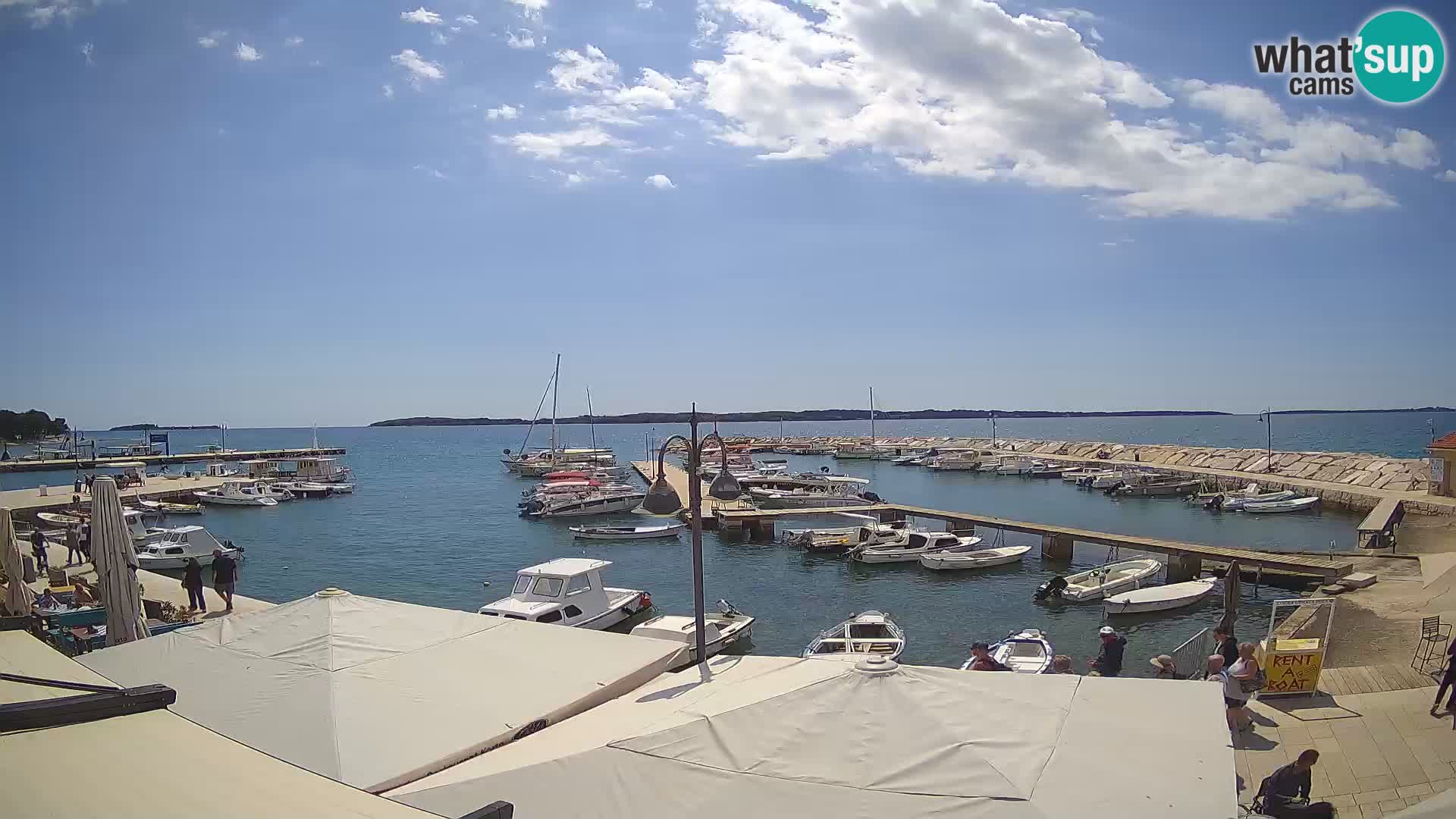 Fažana Camera en vivo riva y marina de la ciudad – Istria
