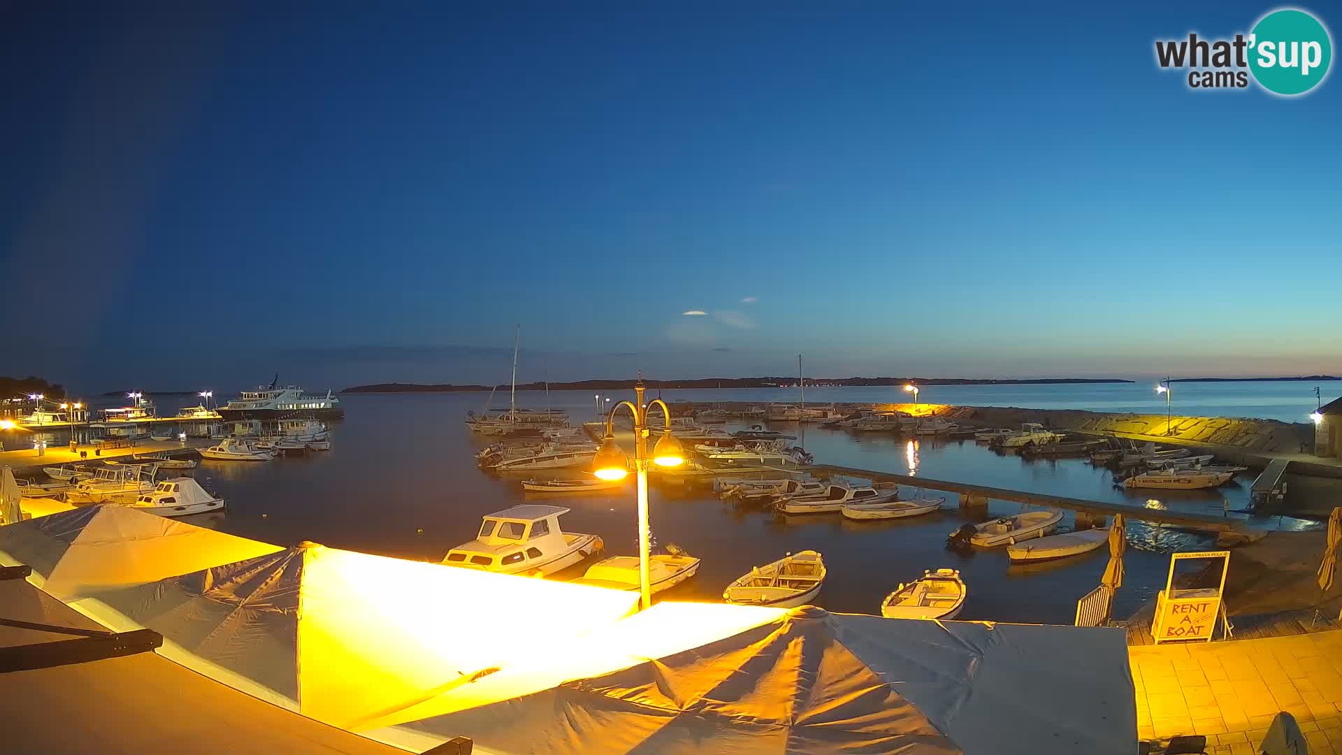 Fažana Livecam riva et marina de la ville – Istrie