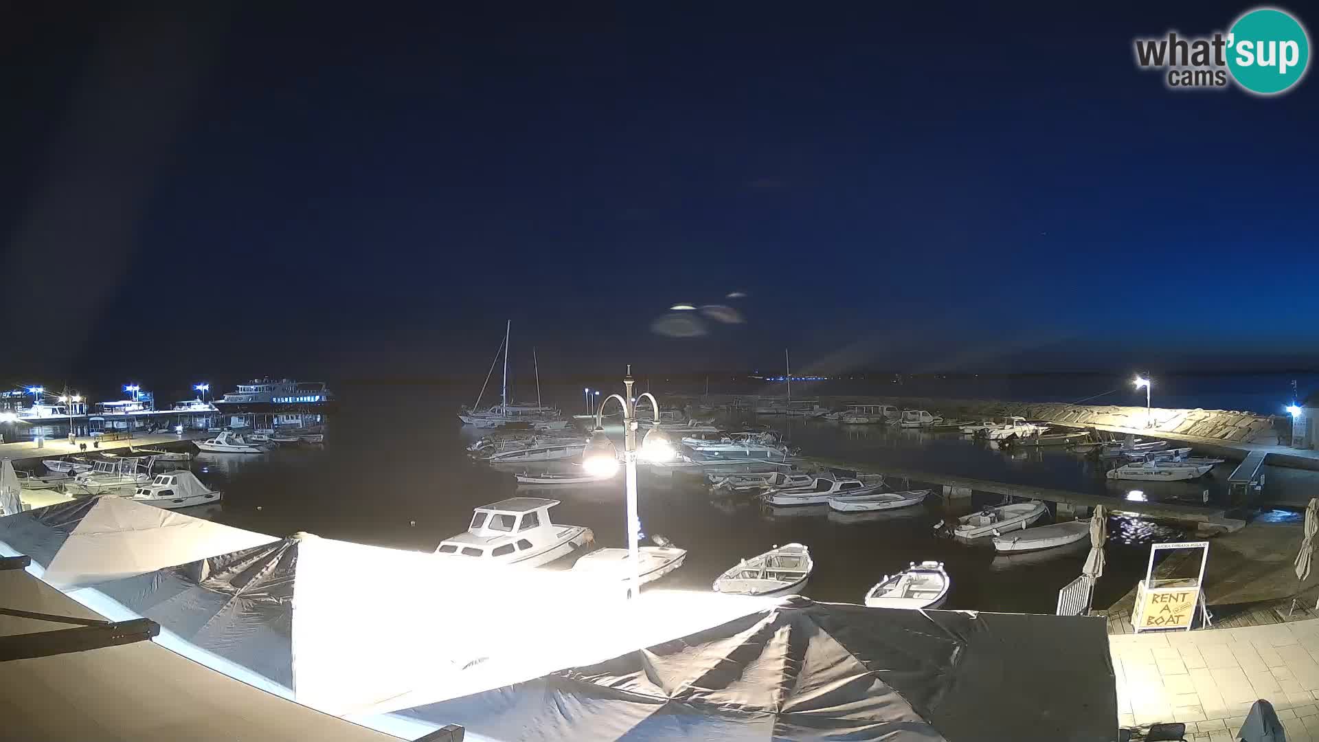 Fažana Camera en vivo riva y marina de la ciudad – Istria