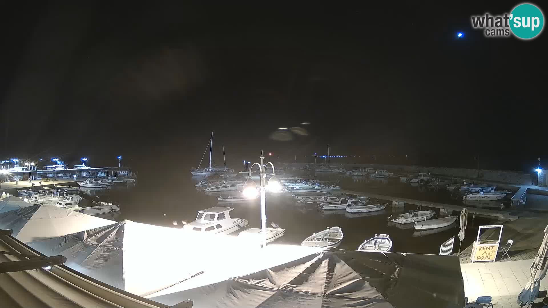 Spletna kamera Fažana riva in mestna marina – Istra