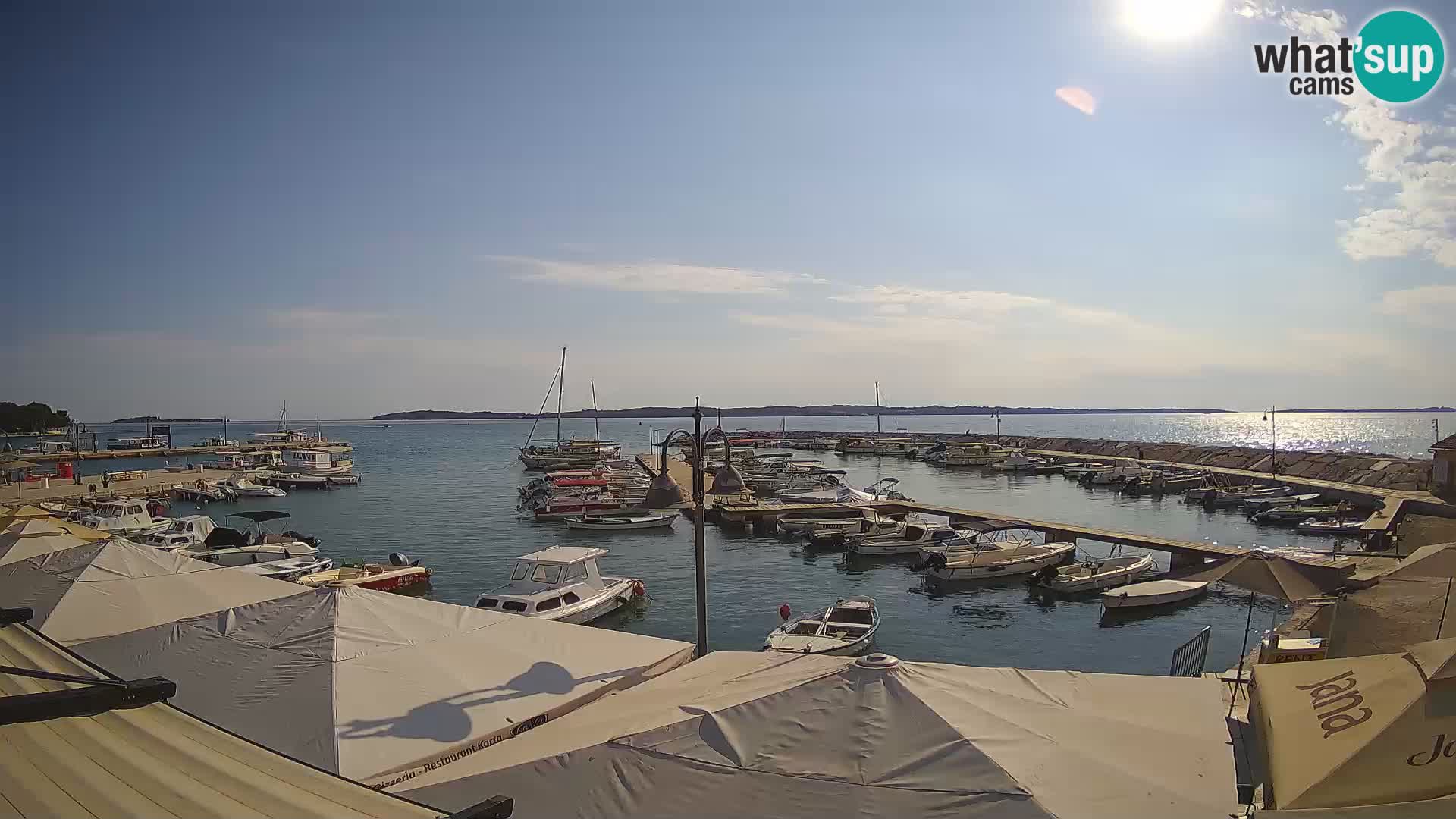 Webcam Fažana riva and city marina – Istria
