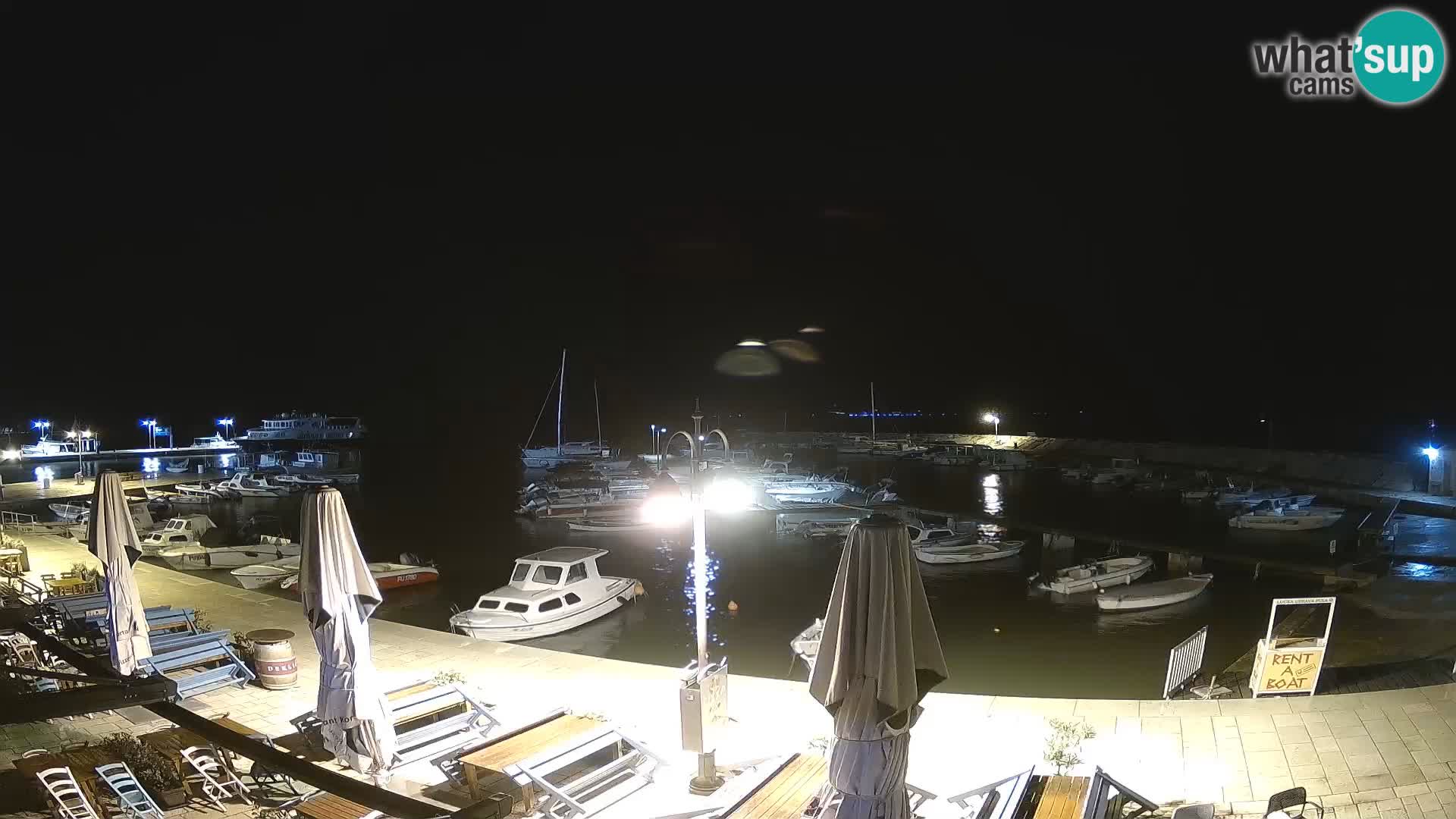 Spletna kamera Fažana riva in mestna marina – Istra