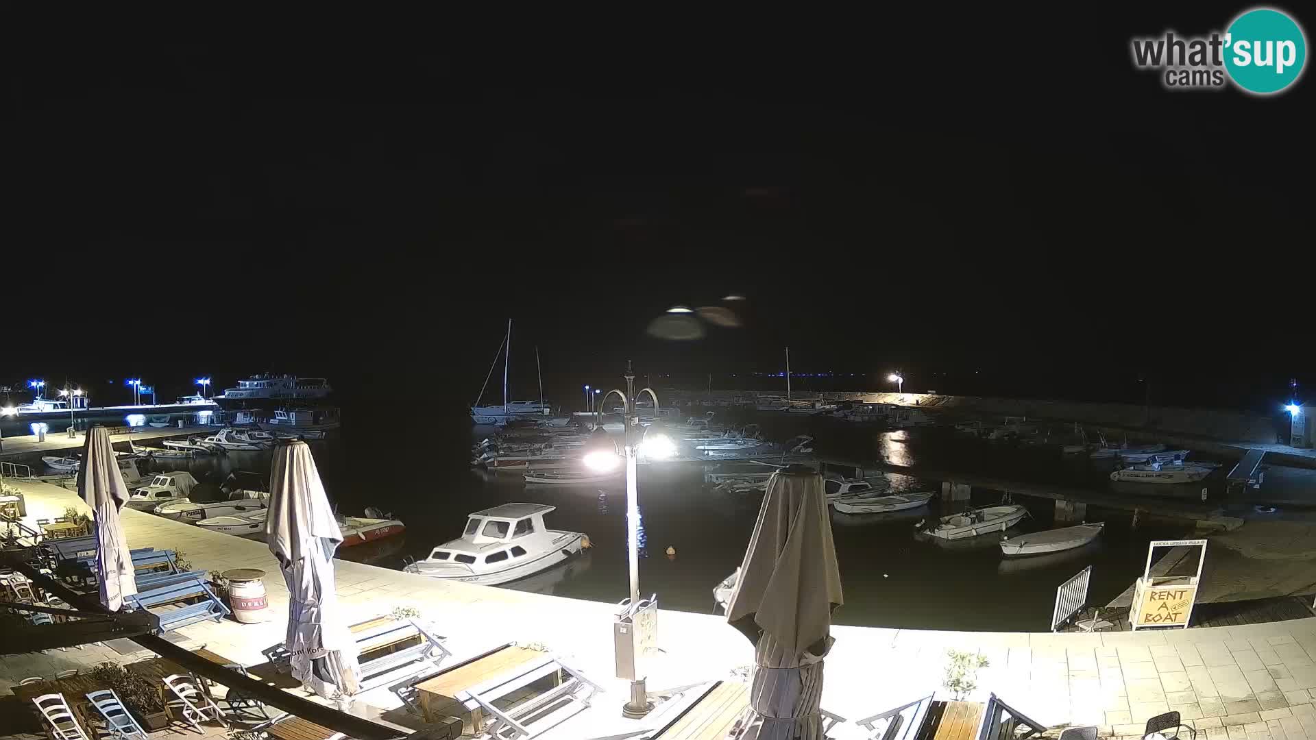 Spletna kamera Fažana riva in mestna marina – Istra
