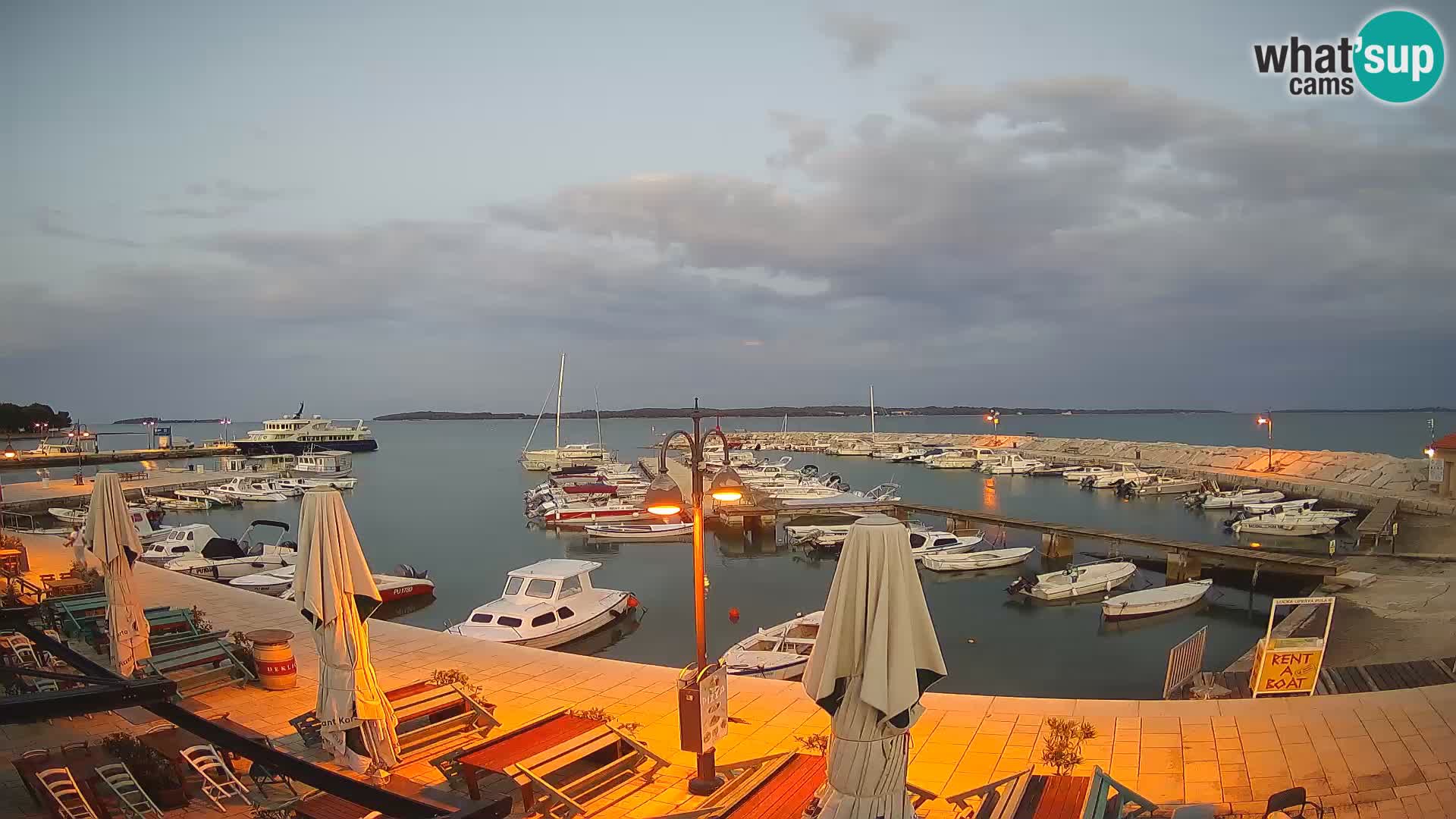 Fažana Livecam riva et marina de la ville – Istrie