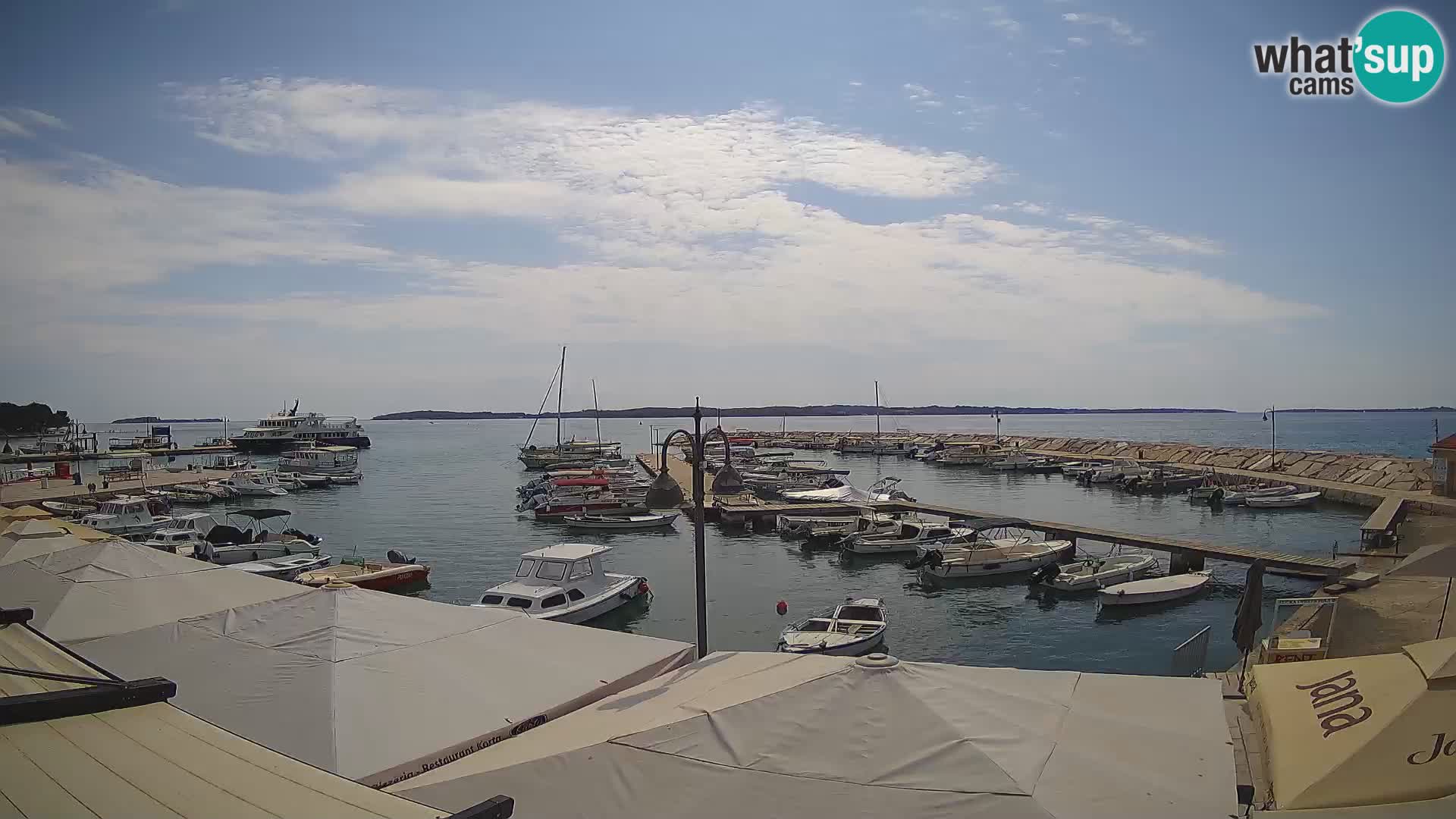 Webcam Fažana riva and city marina – Istria