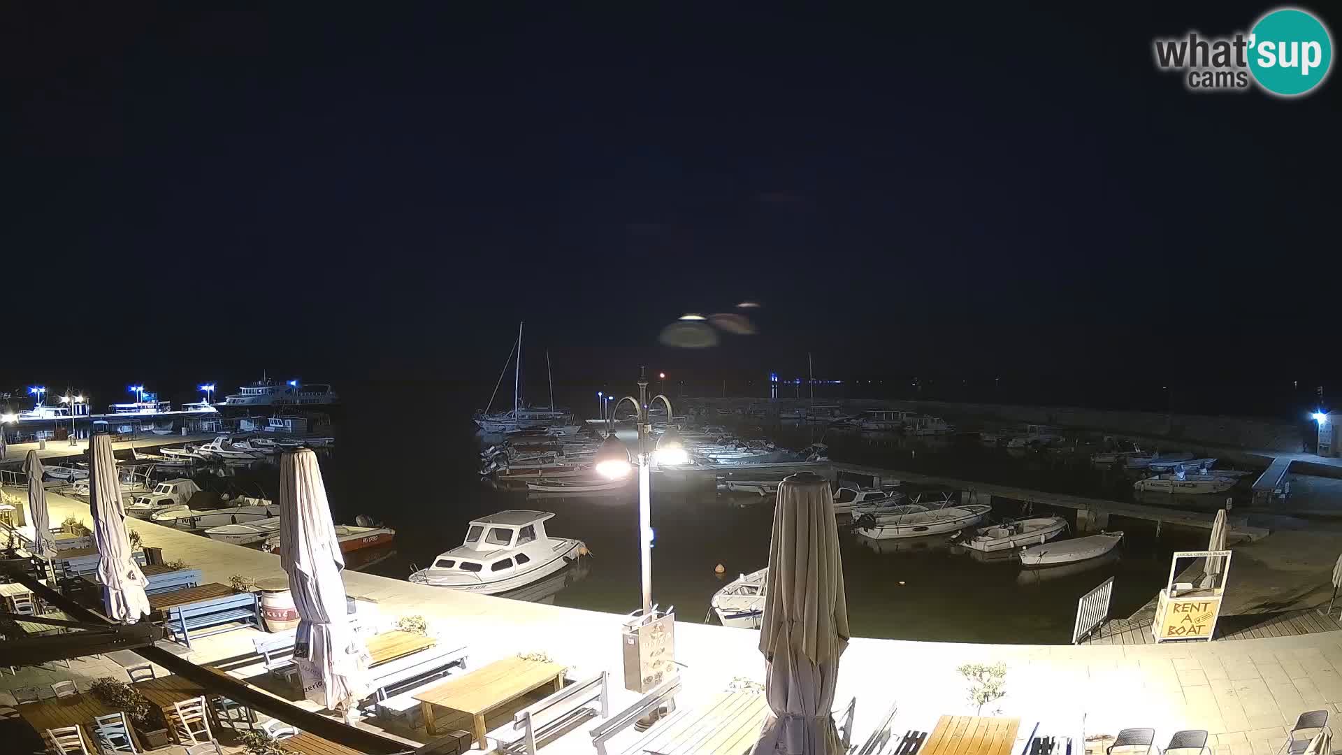 Spletna kamera Fažana riva in mestna marina – Istra