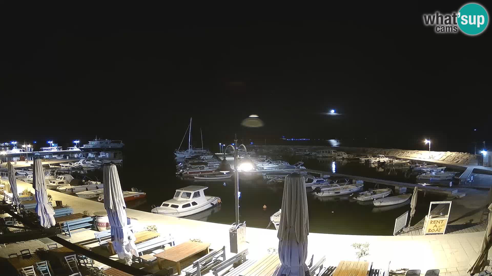 Webcam Fažana riva and city marina – Istria
