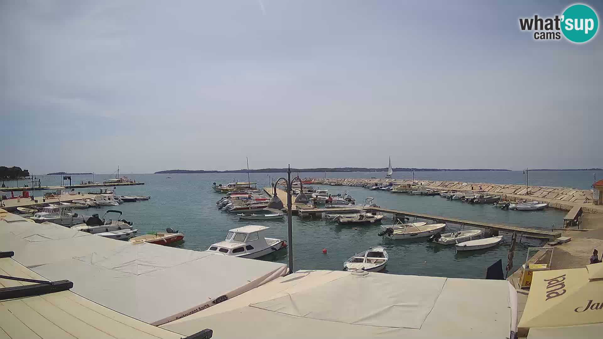 Fažana Livecam riva et marina de la ville – Istrie