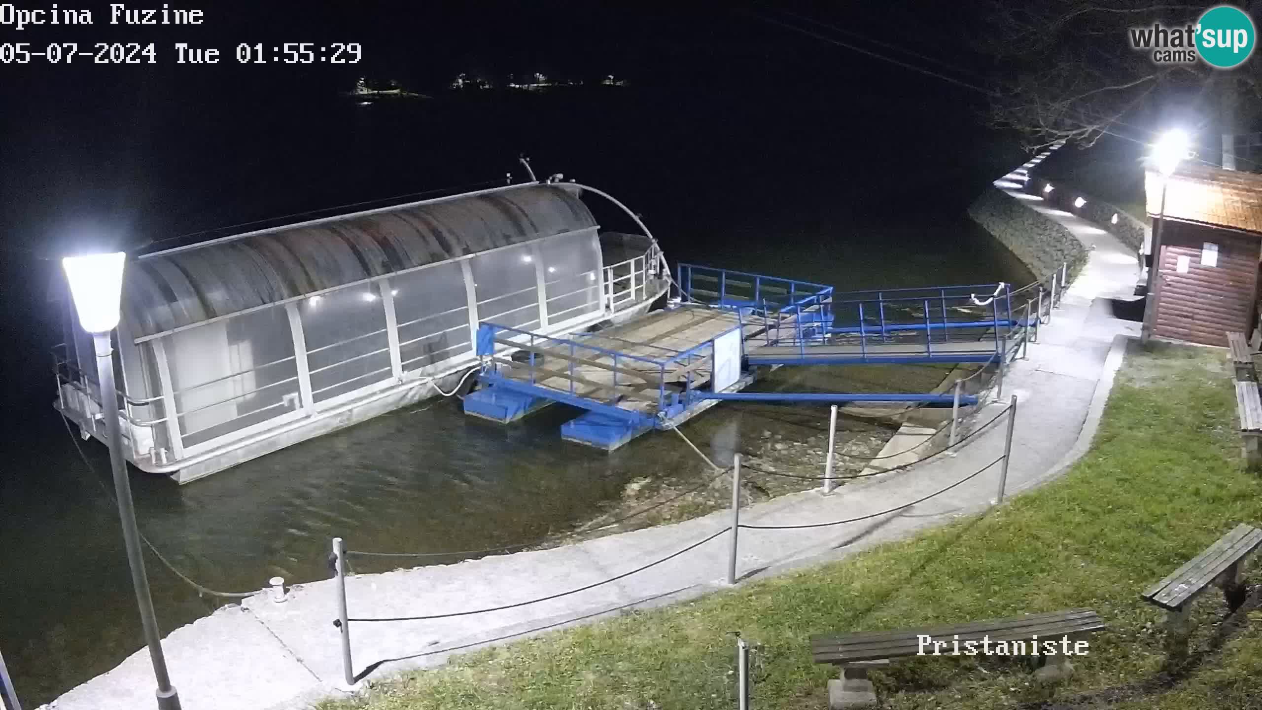 Spletna kamera Bajersko Jezero Fužine – turistična ladja