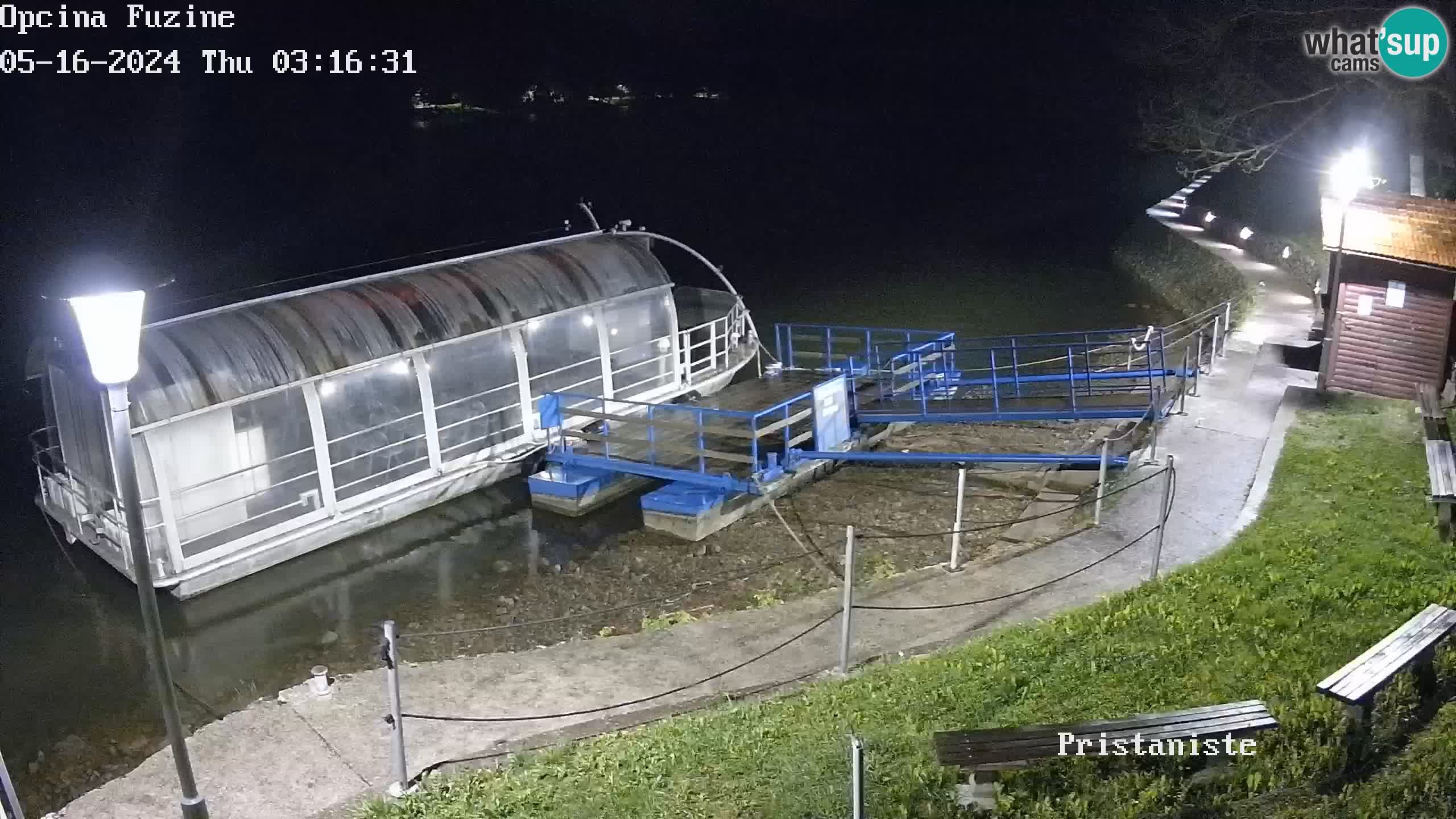 Spletna kamera Bajersko Jezero Fužine – turistična ladja