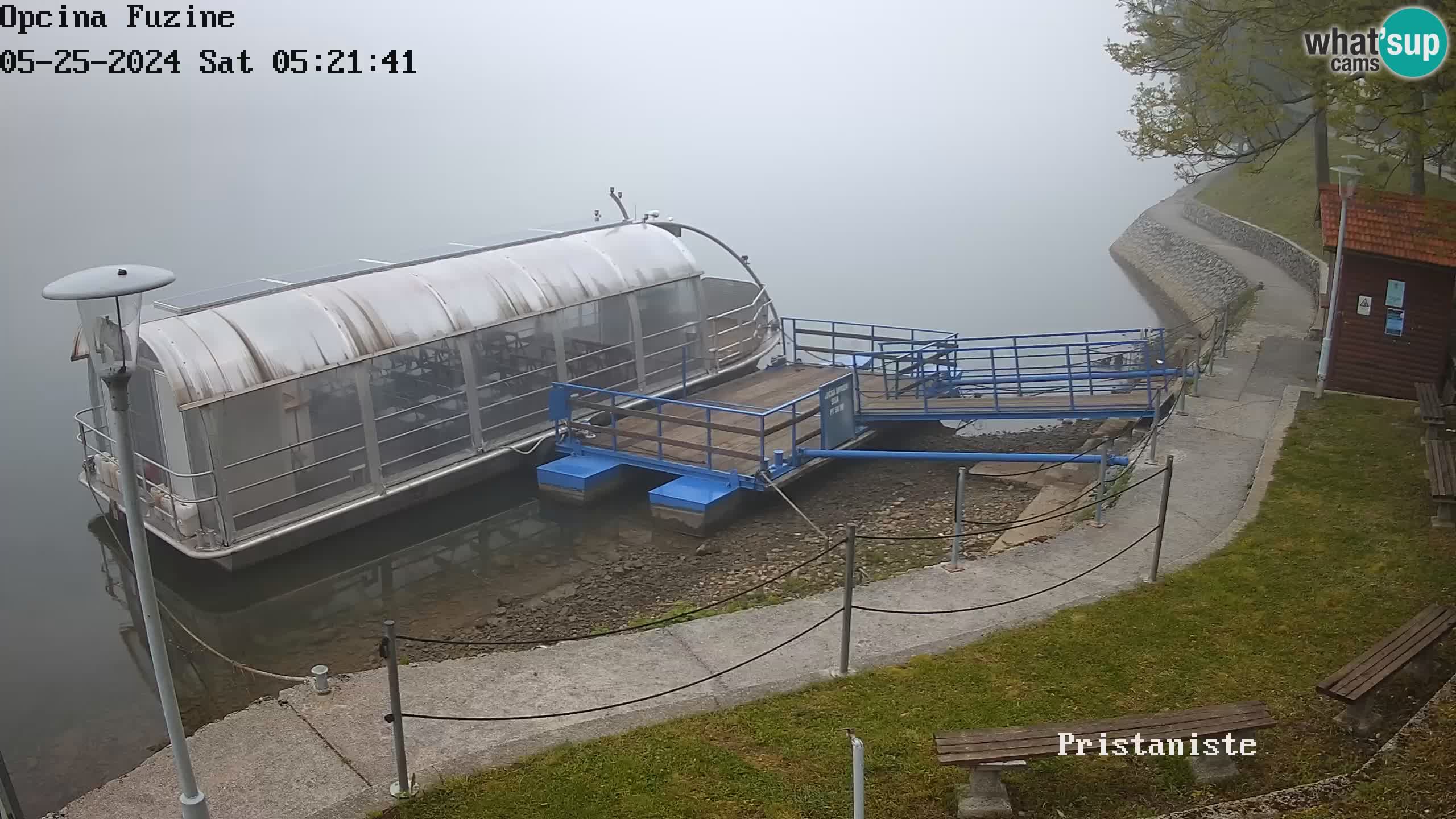 Web kamera Bajersko Jezero Fužine – turistički brodić