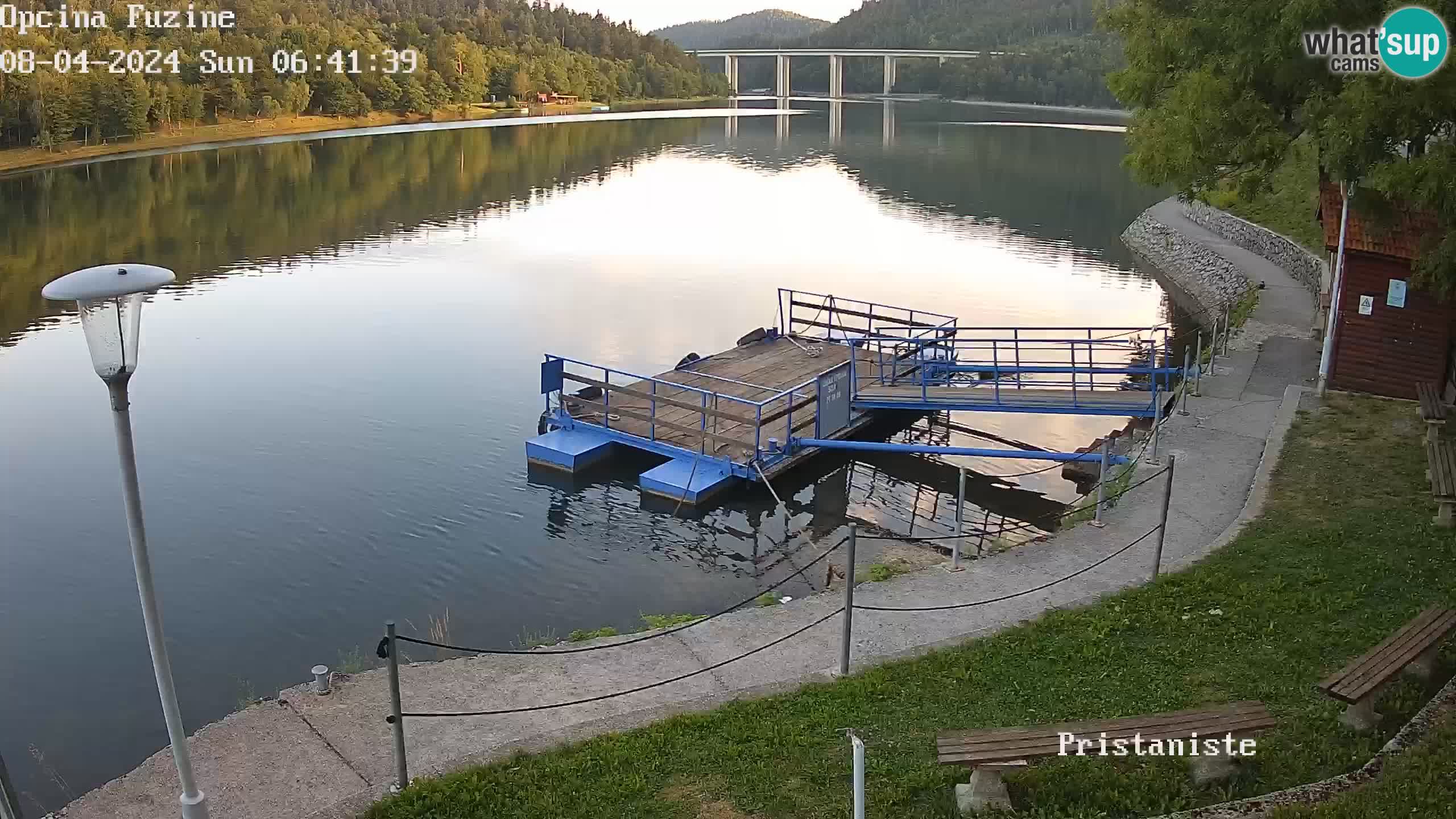 Web kamera Bajersko Jezero Fužine – turistički brodić