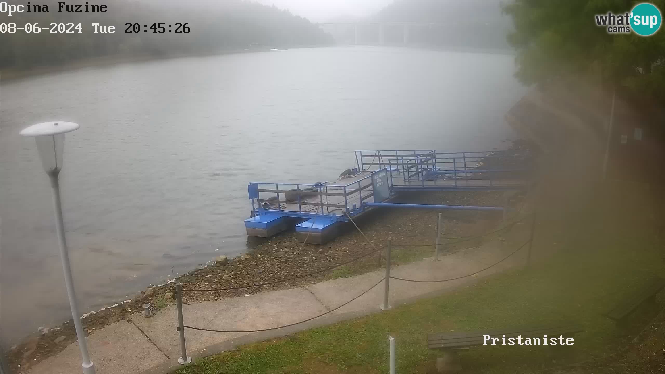 Lake Bajer webcam Bajersko Jezero Fužine tourist boat