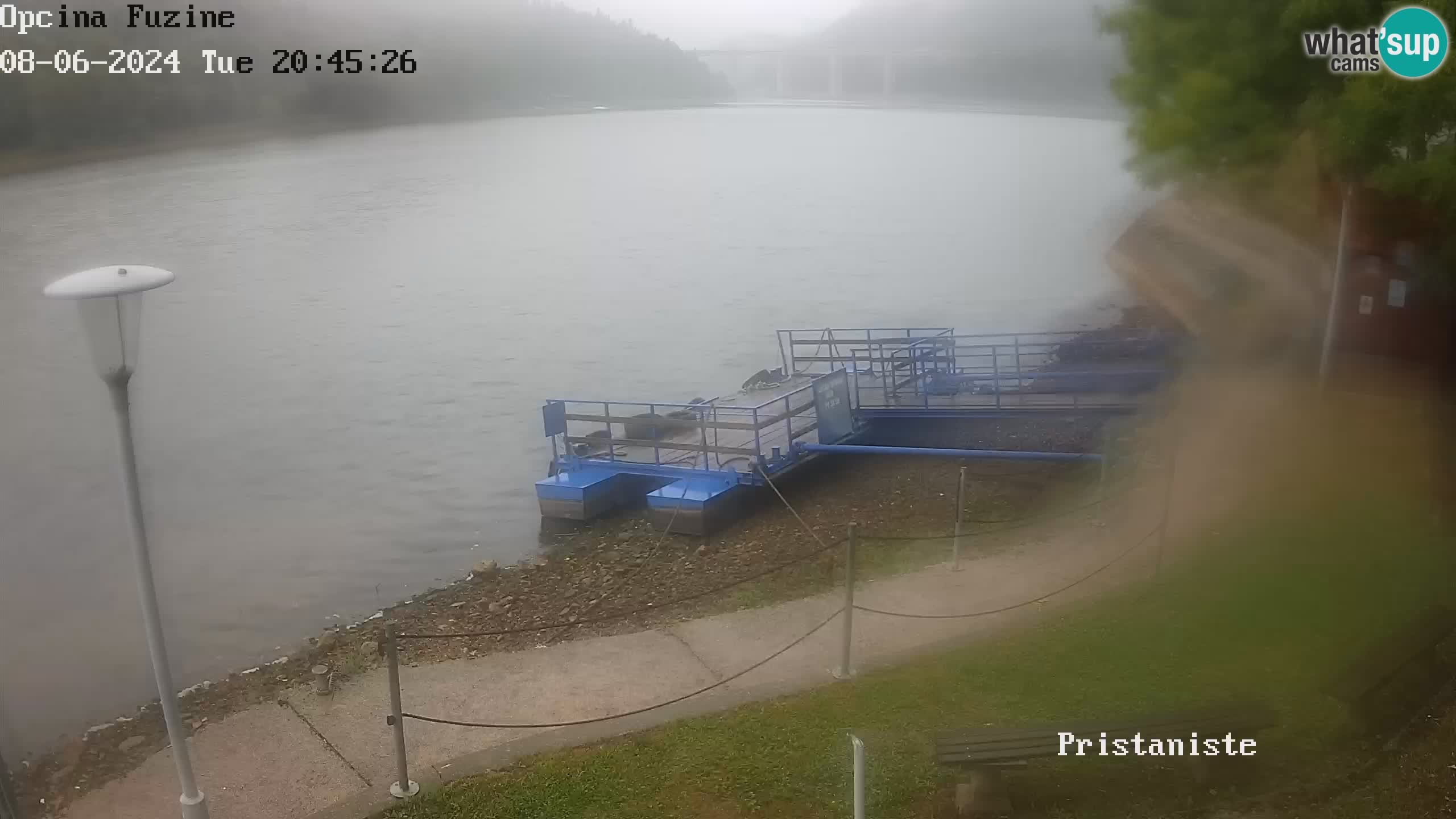 Lake Bajer webcam Bajersko Jezero Fužine tourist boat